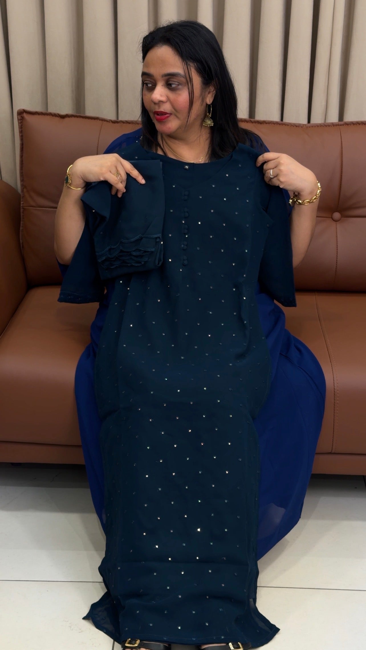OFFER SALES READY TO WEAR SETS - IHA 34077