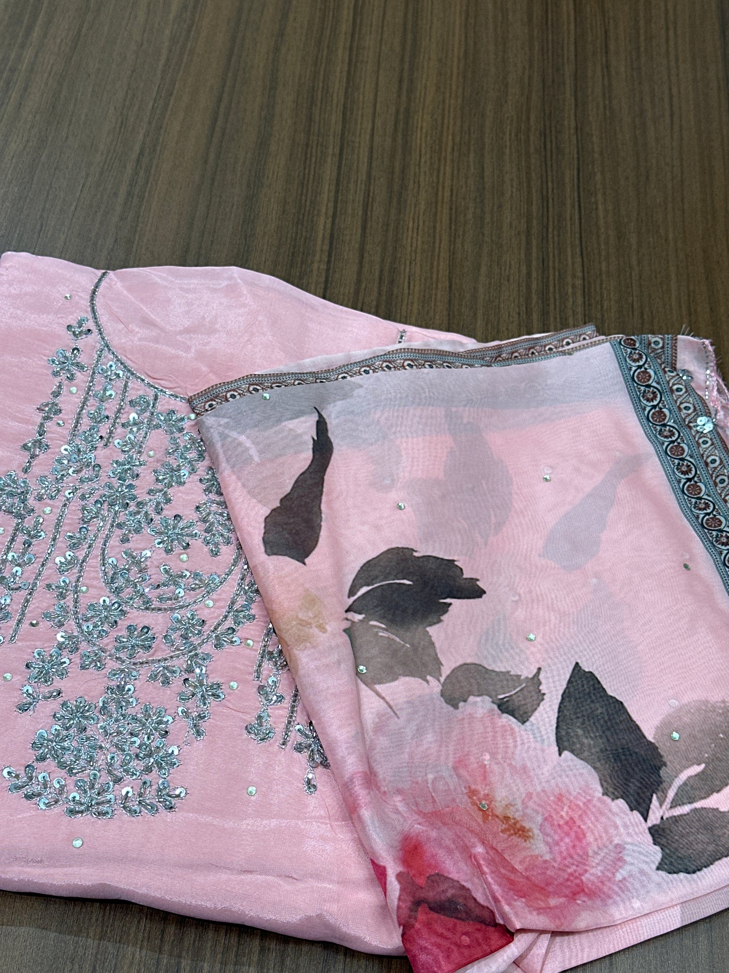 OFFER SALES UNSTITCHED SALWAR SUITS -  IHA 33937