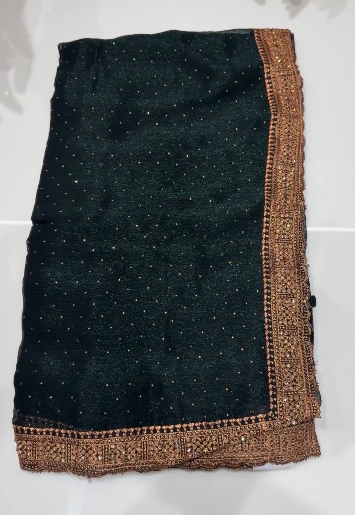 OFFER SALES SAREES - IHA 35424