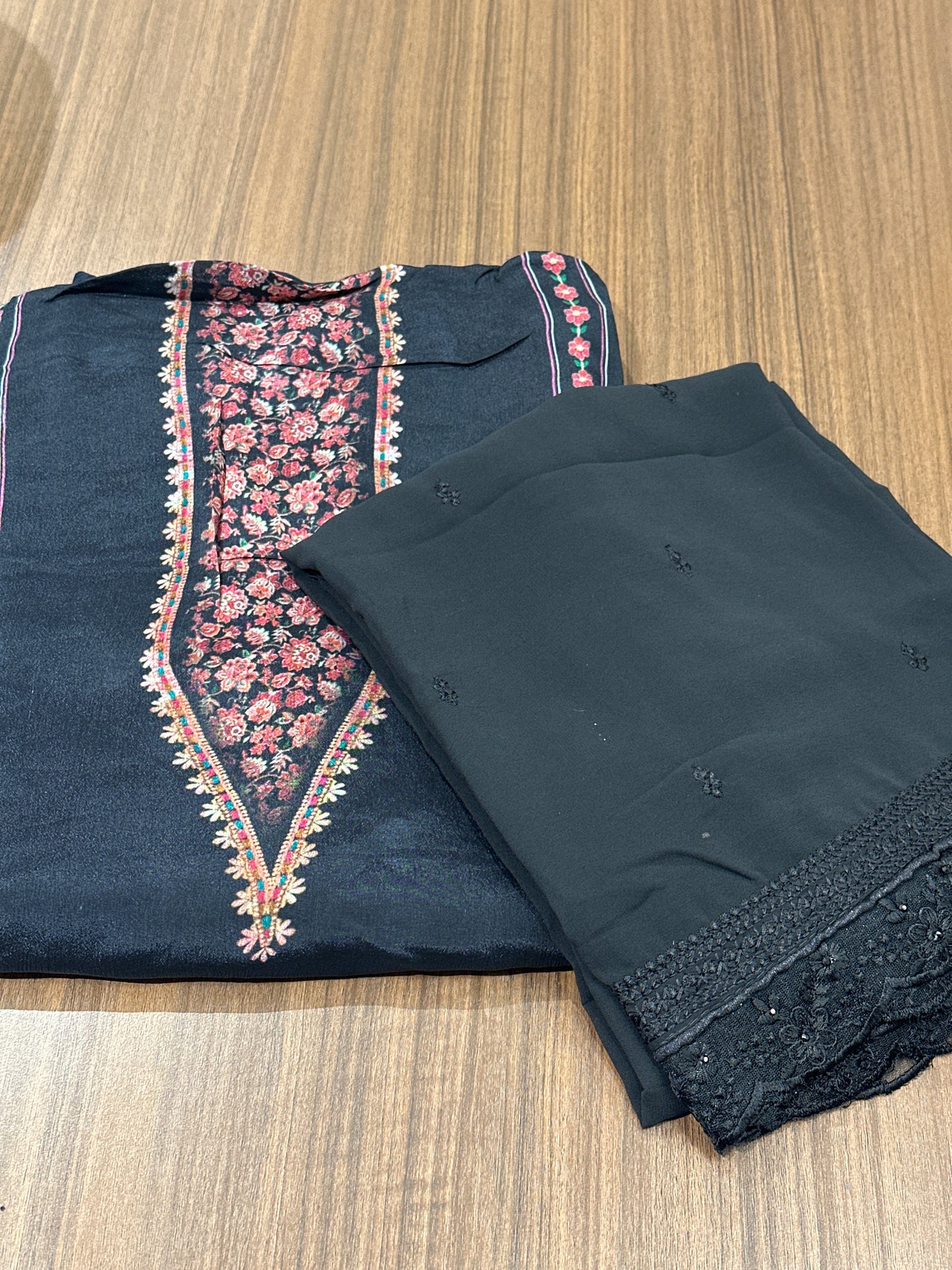 OFFER SALES UNSTITCHED SALWAR SUITS -  IHA 34050