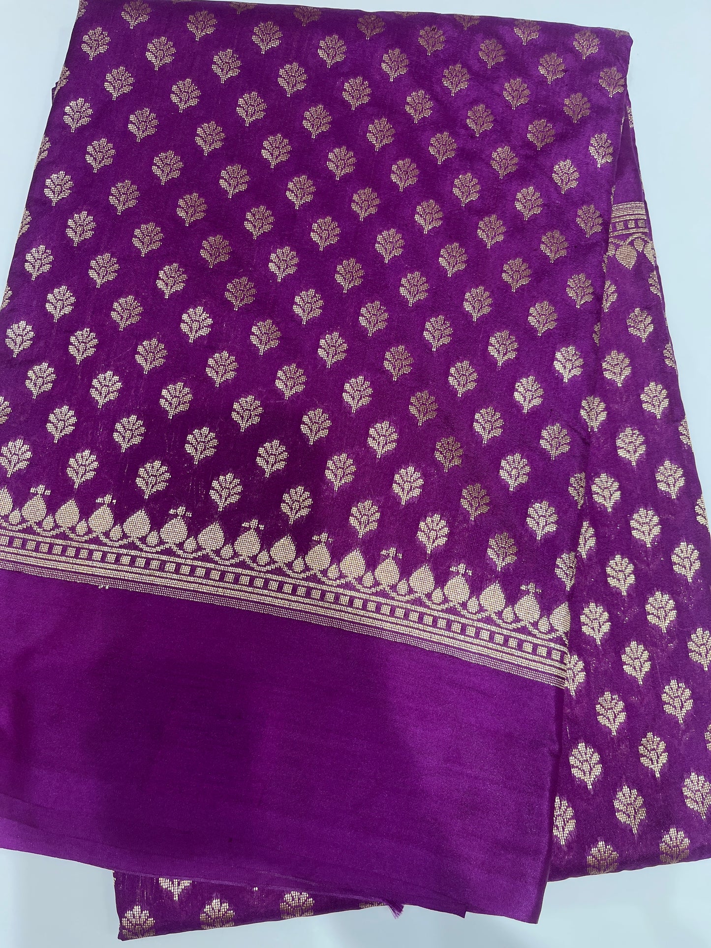 OFFER SALES SAREES -  IHA 34228