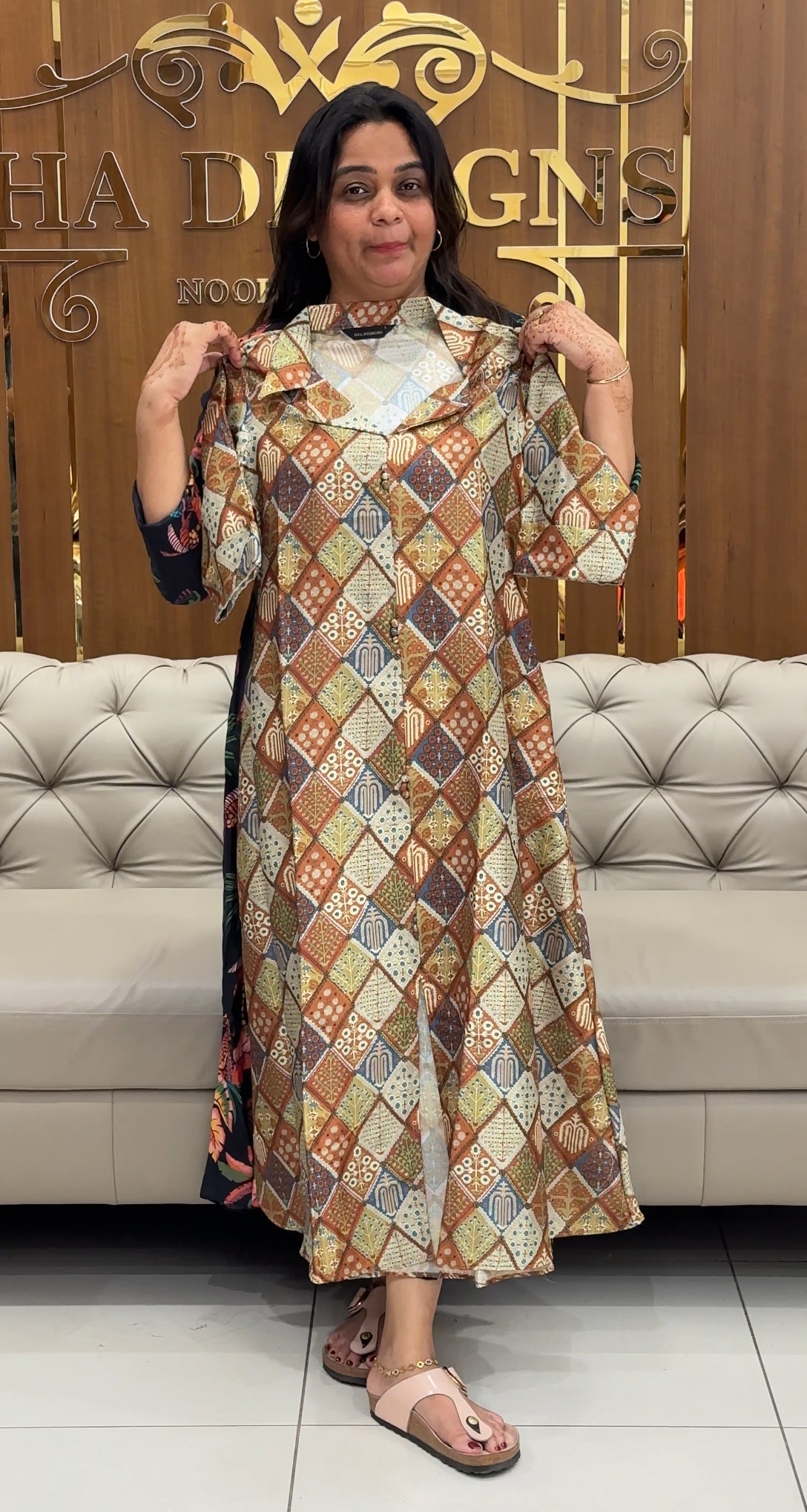IHA'S IN-HOUSE PRINTED LONG TOPS - IHA 27438