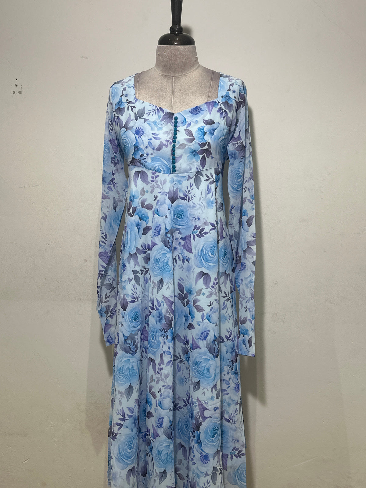 OFFER SALES TOP'S -  IHA 35651