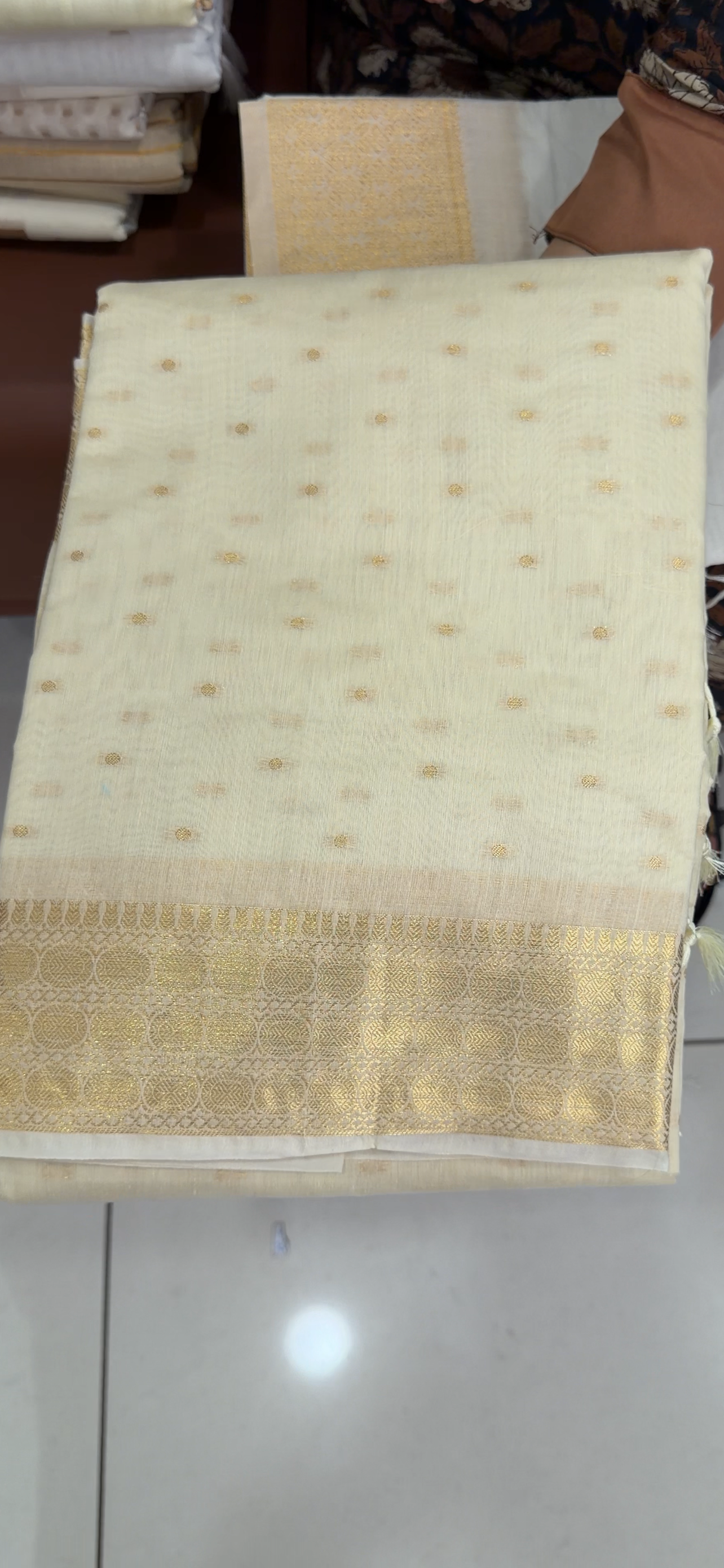 MUL CHANDERI SAREES - IHA 34096