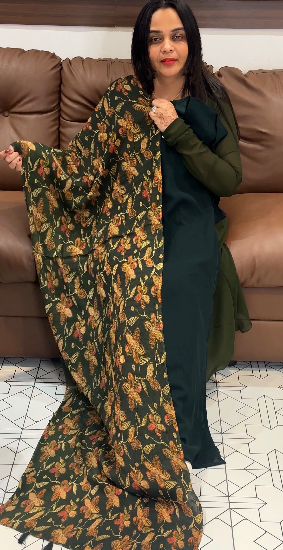 IHA'S IN-HOUSE GEORGETTE ALINE TOP AND DUPATTA - IHA 31512