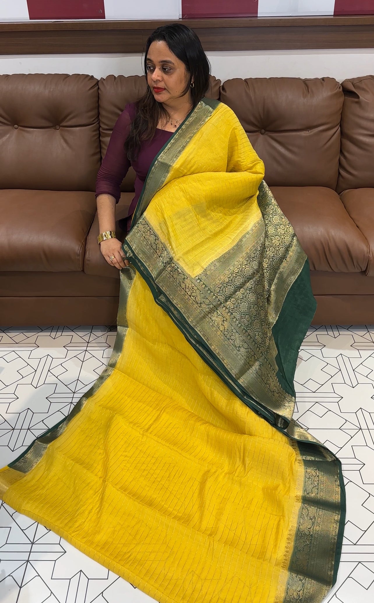 SEMI BANARASI SAREE - IHA 19081