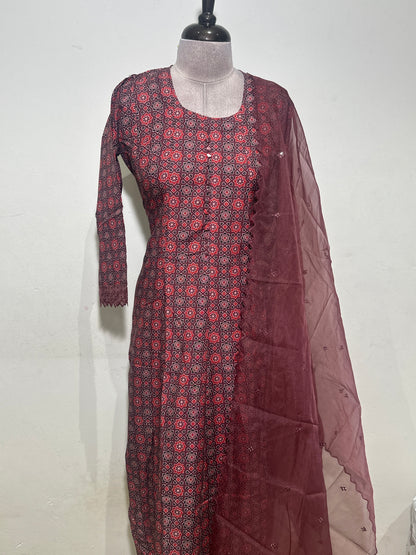 OFFER SALES TOP'S -  IHA 35977