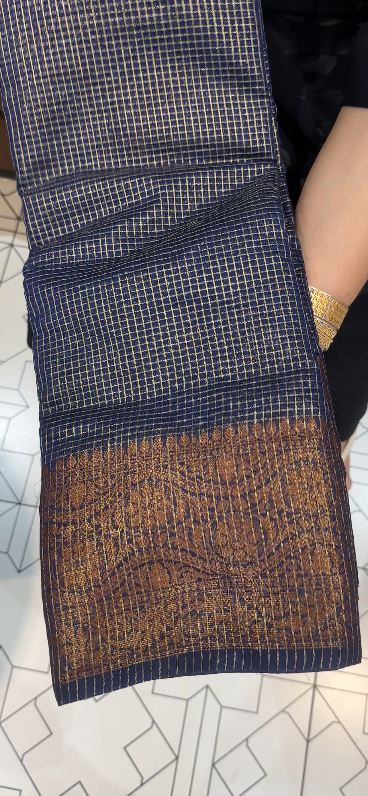 BANARASI SAREES - IHA 34988