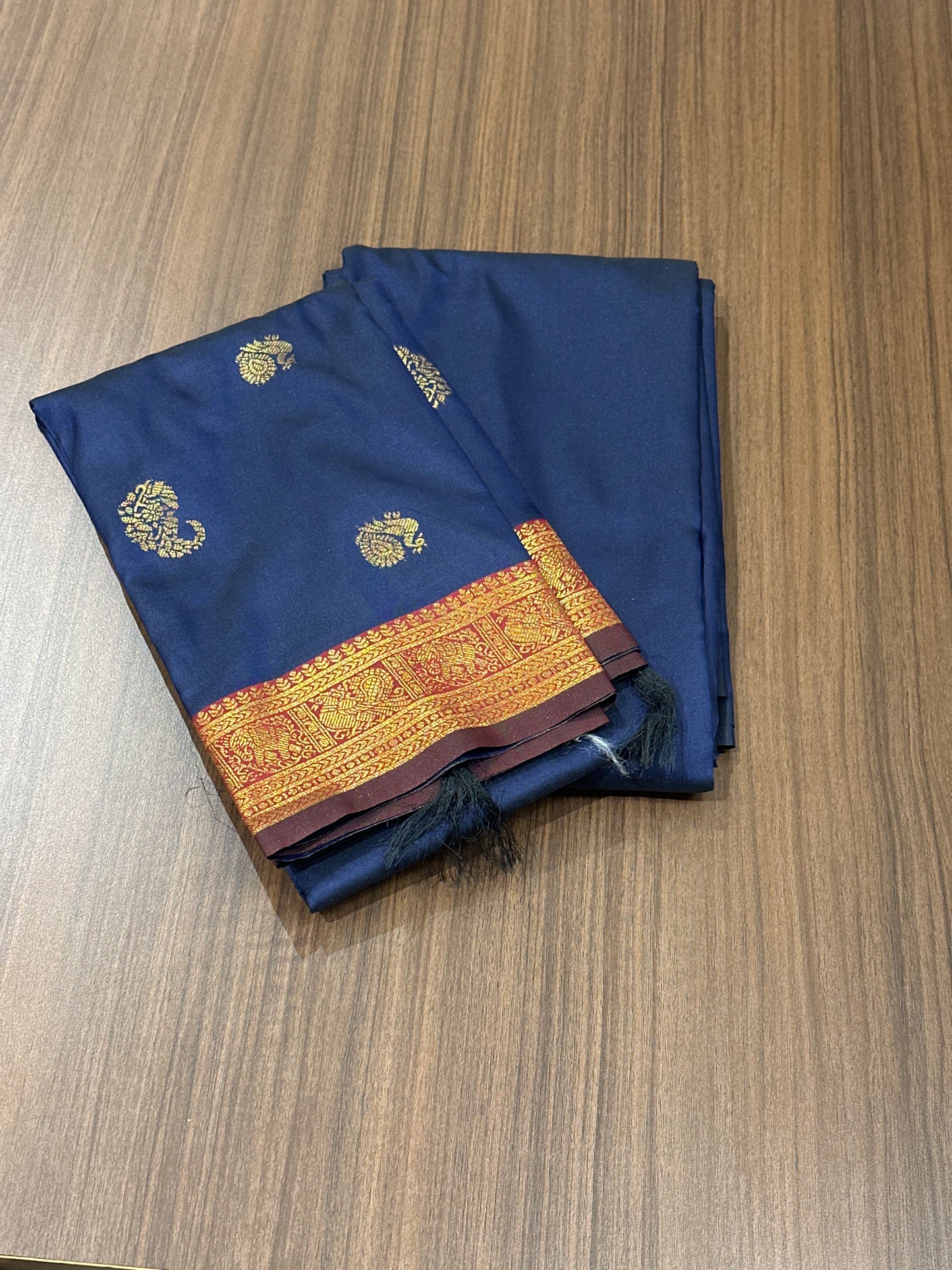 OFFER SALES UNSTITCHED SALWAR SUITS -  IHA 33762