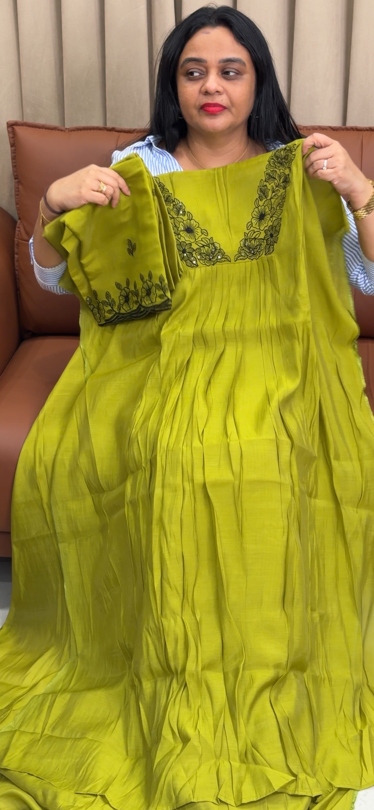 OFFER SALES  UNSTITCHED SALWAR SUITS - IHA 35907