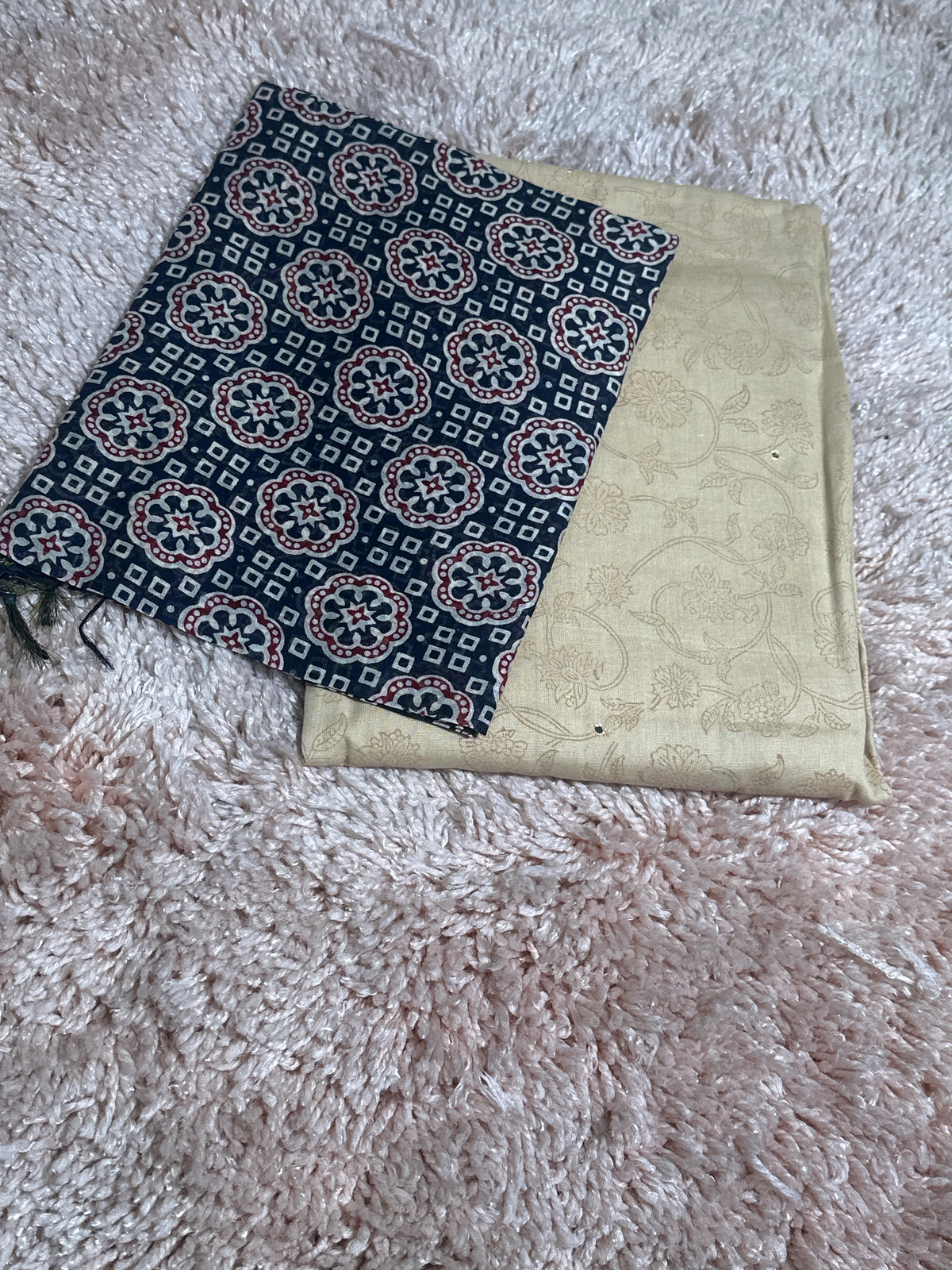 OFFER SALES UNSTITCHED SALWAR SUITS -  IHA 35978