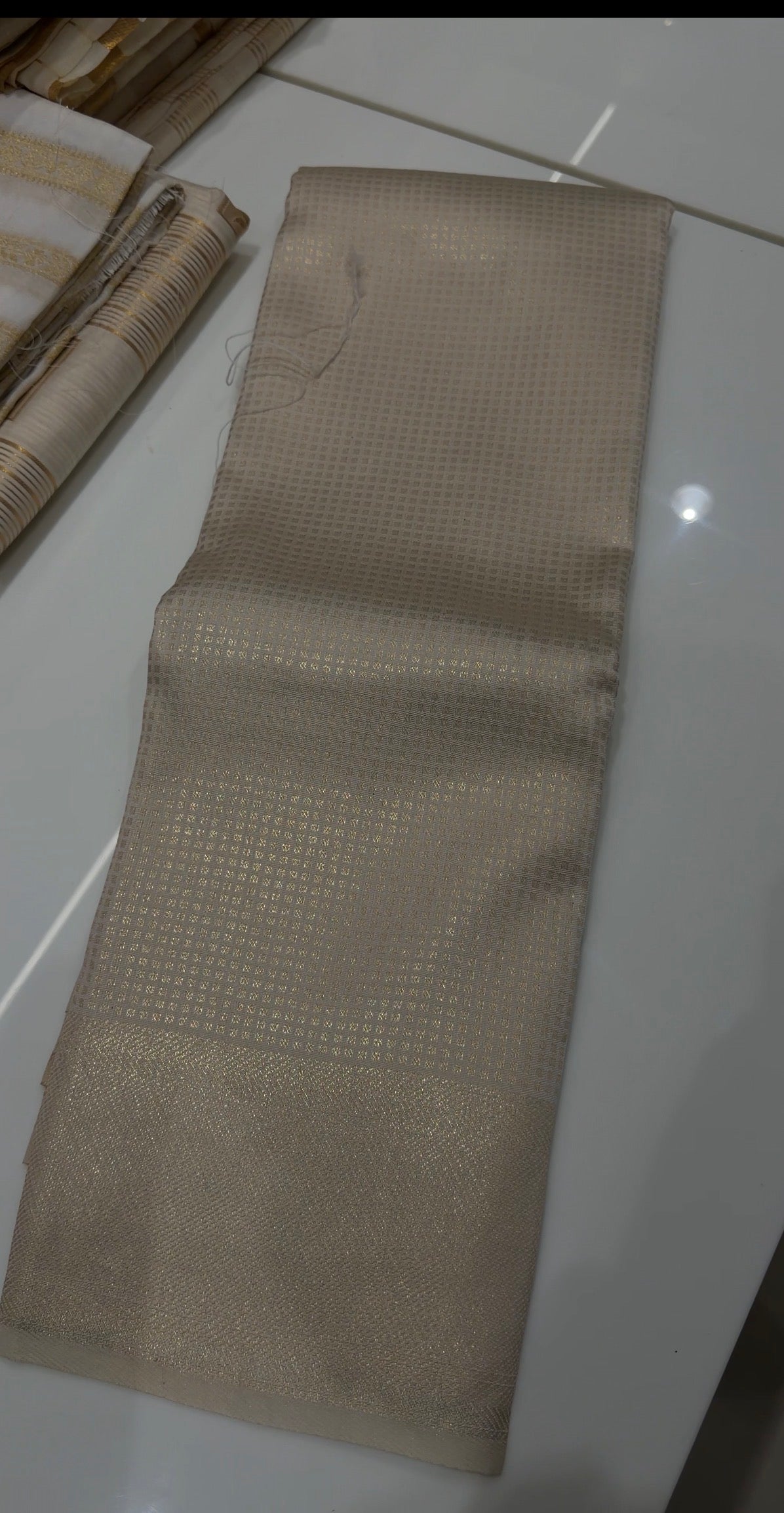 ONAM SAREES - IHA 34495