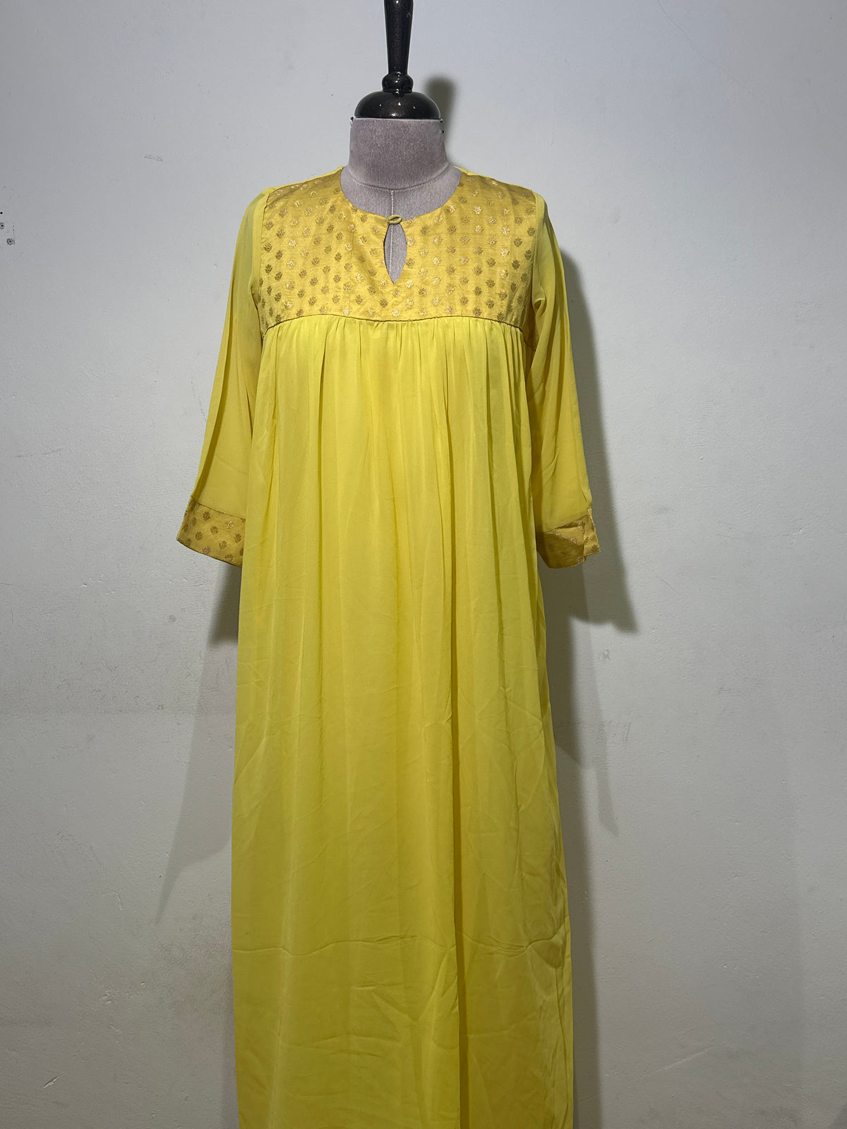 OFFER SALES TOP'S -  IHA 35964