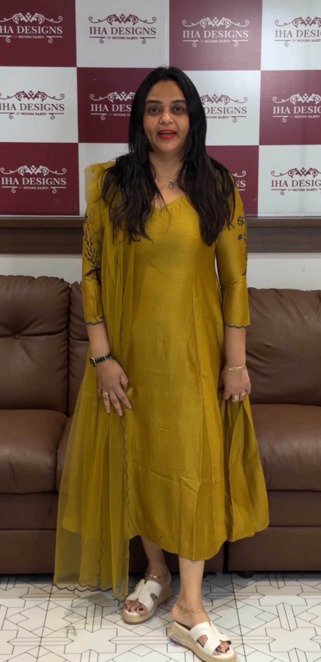 IHA'S IN-HOUSE ALINE TOP AND DUPATTA - IHA 32874