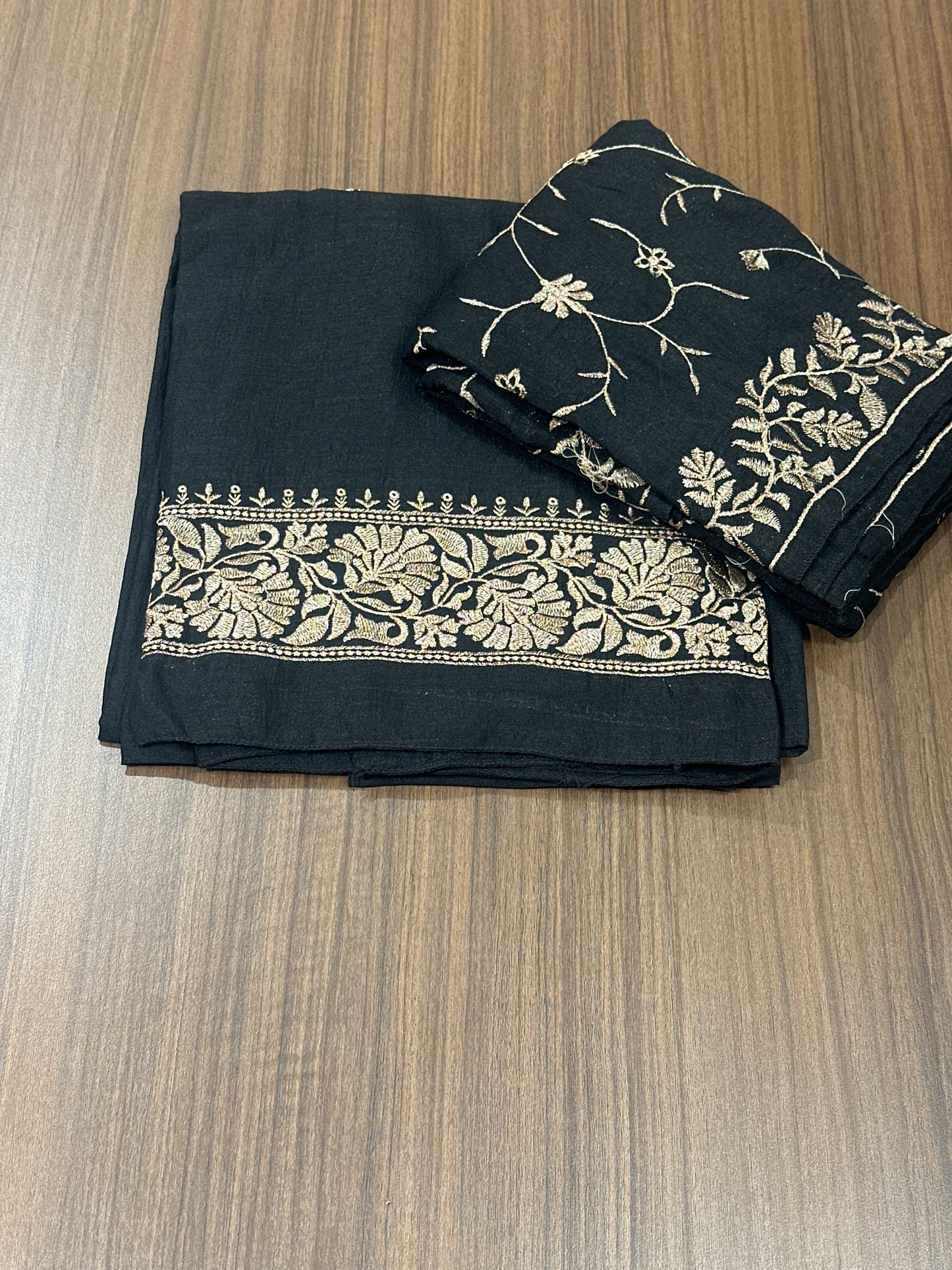 OFFER SALES UNSTITCHED SALWAR SUITS -  IHA 33784
