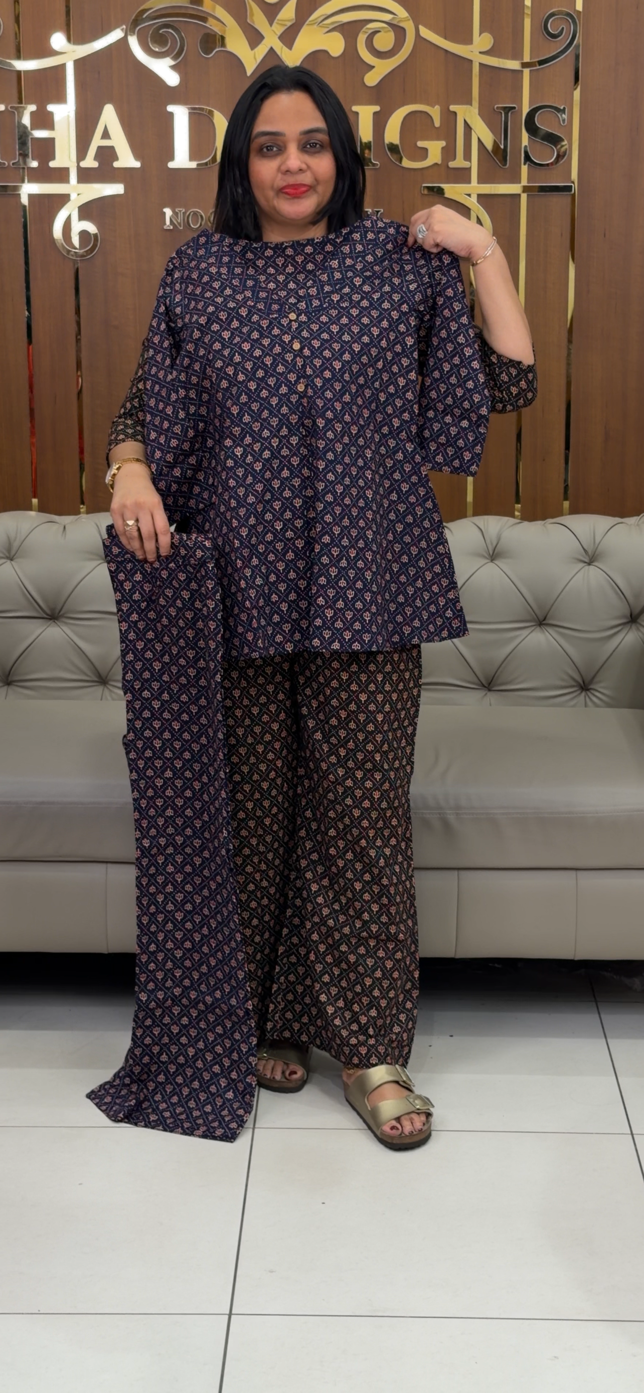 IHA'S IN-HOUSE SHORT CO-ORDS SETS - IHA 33210
