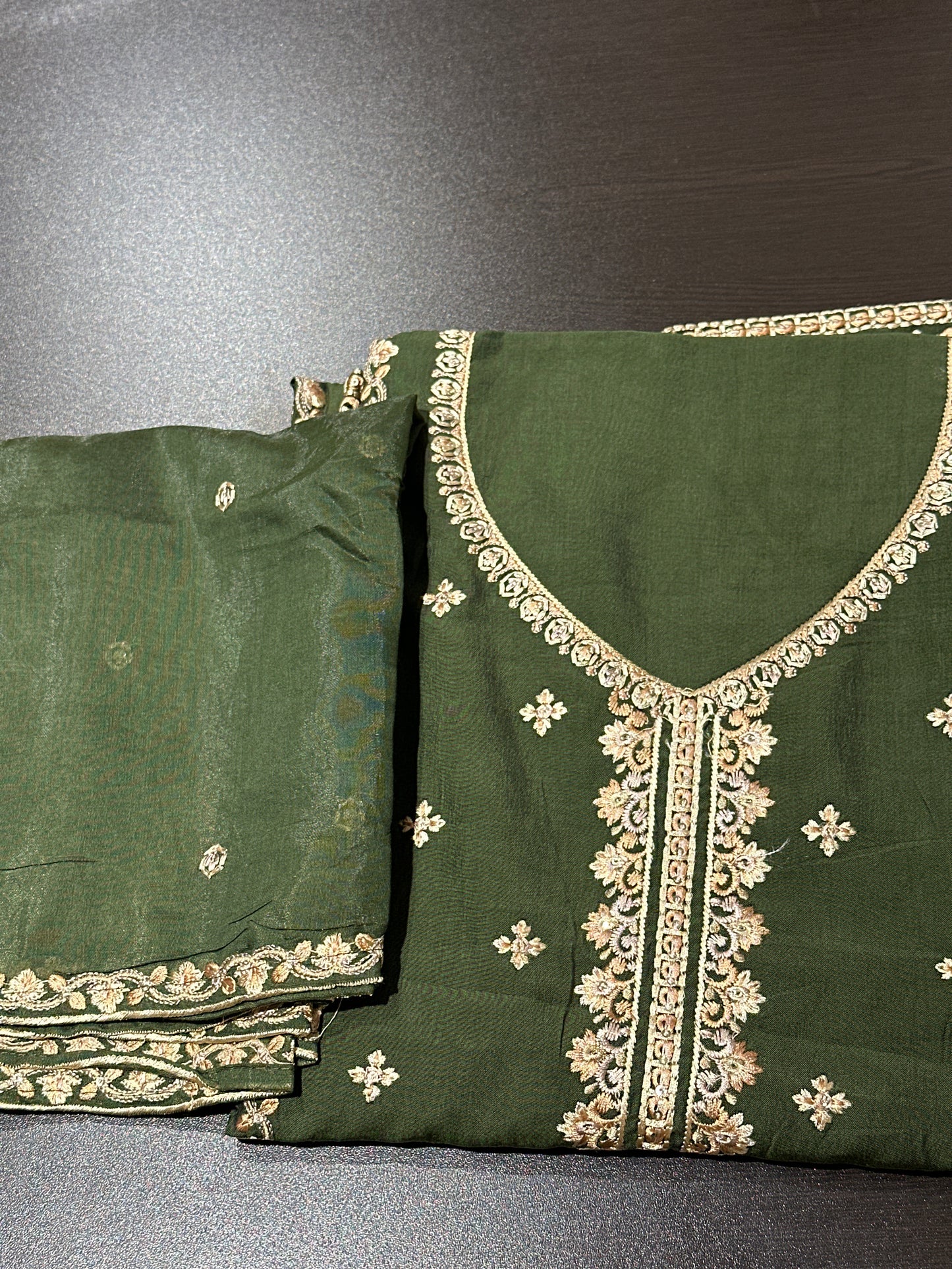 OFFER SALES UNSTITCHED SALWAR SUITS -  IHA 34223