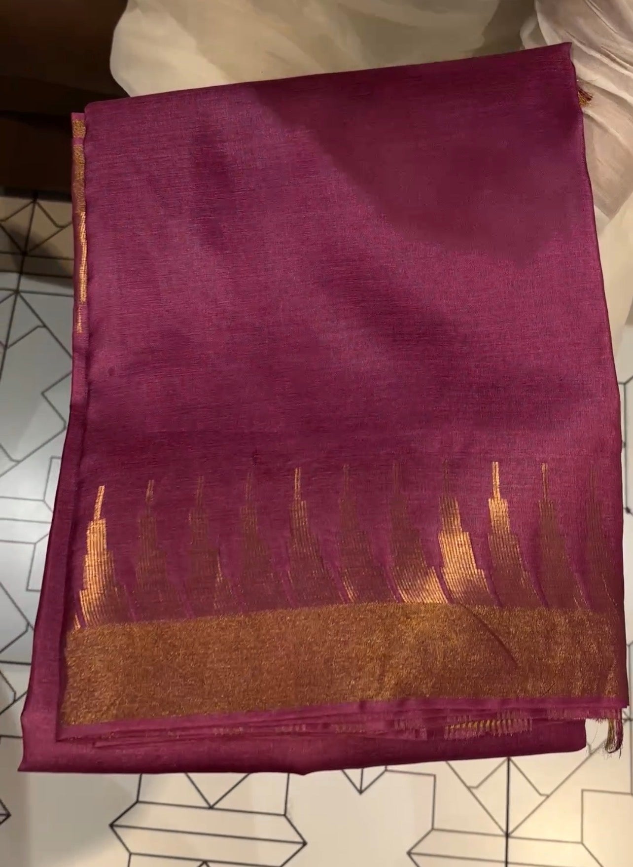 HANDLOOM TUSSUR SILK SAREES - IHA 31571