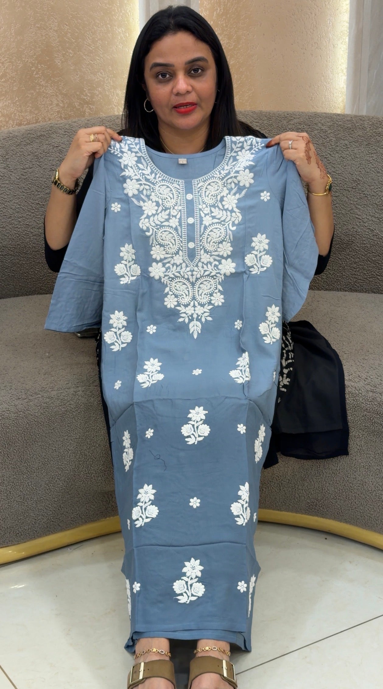 LUCKNOWI CHIKANKARI TOPS - IHA 33034
