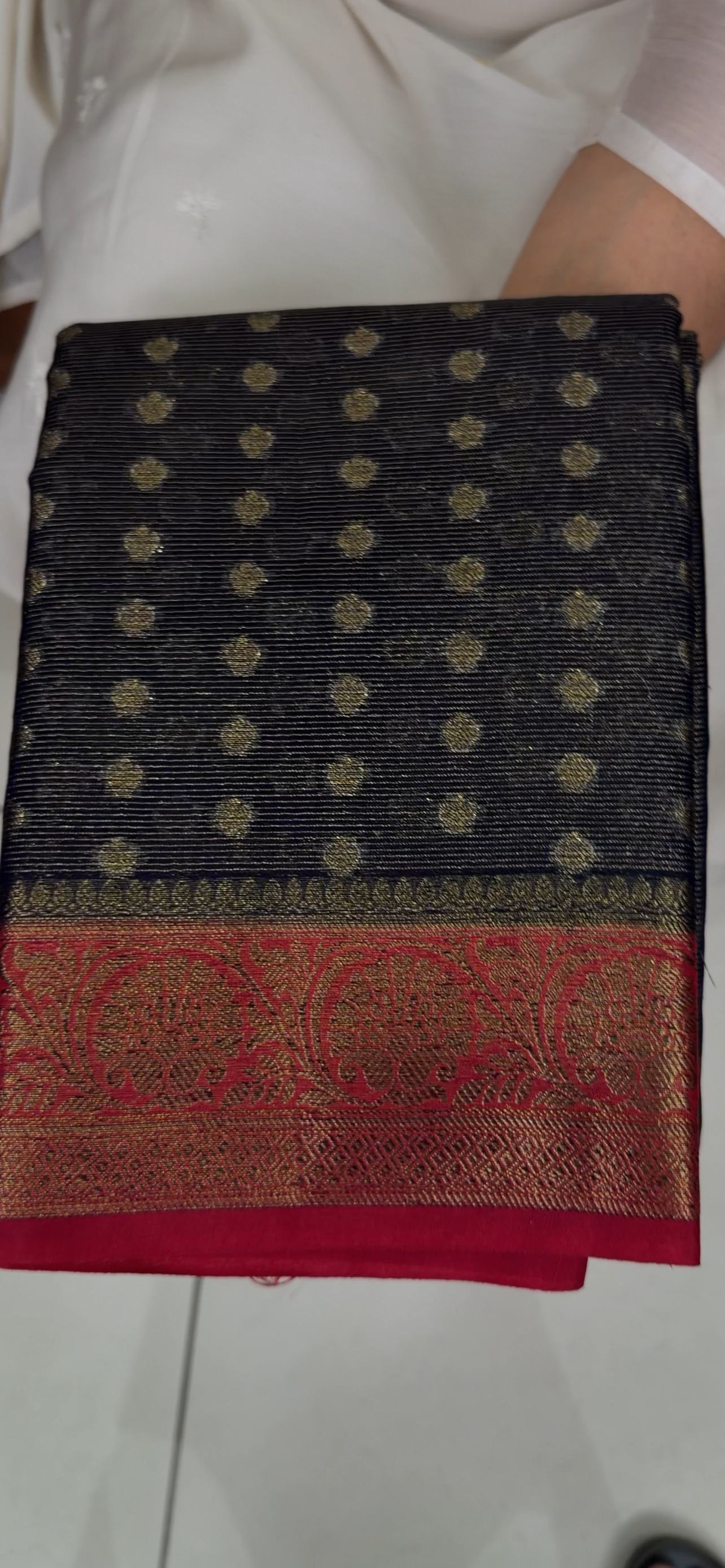 SEMI BANARASI SAREES - IHA 33350