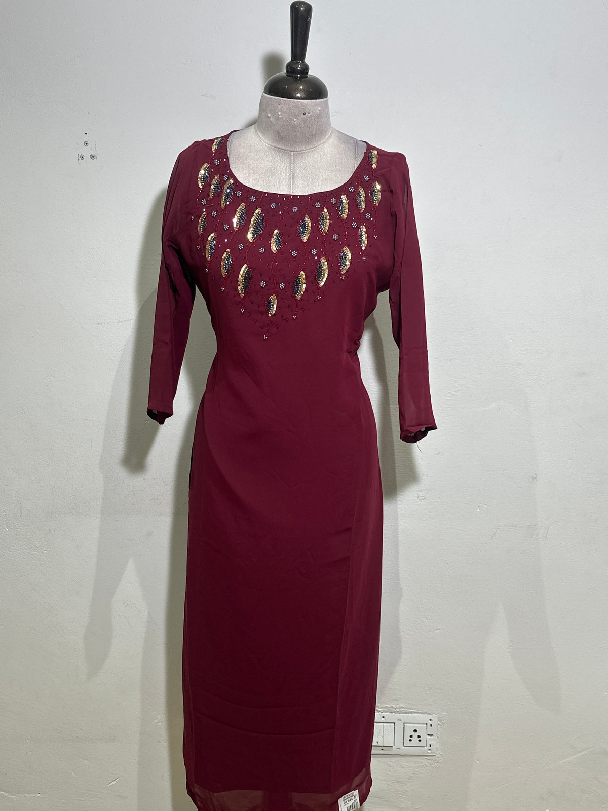 OFFER SALES TOP'S -  IHA 35680
