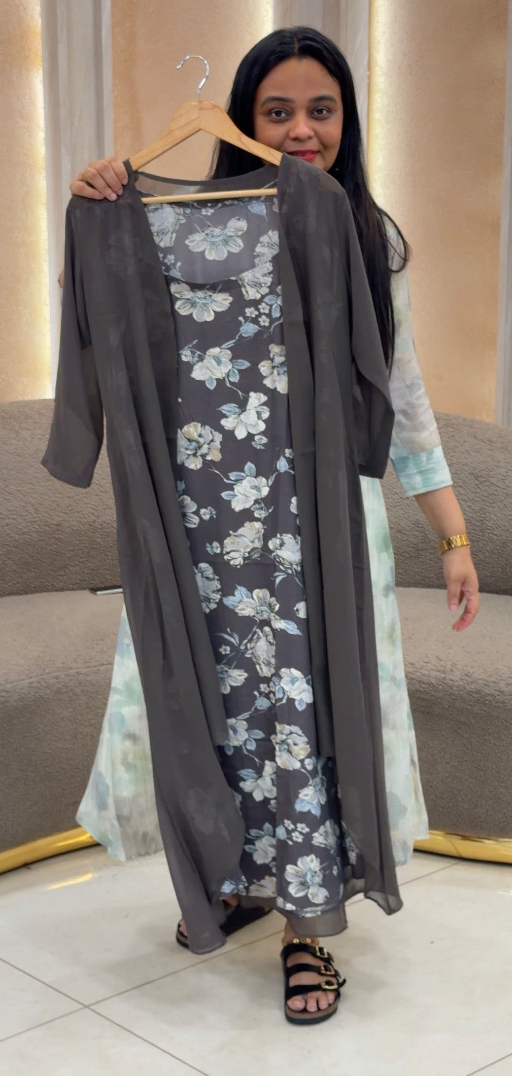 IHA'S IN-HOUSE PRINTED TOP AND JACKETS - IHA 35528