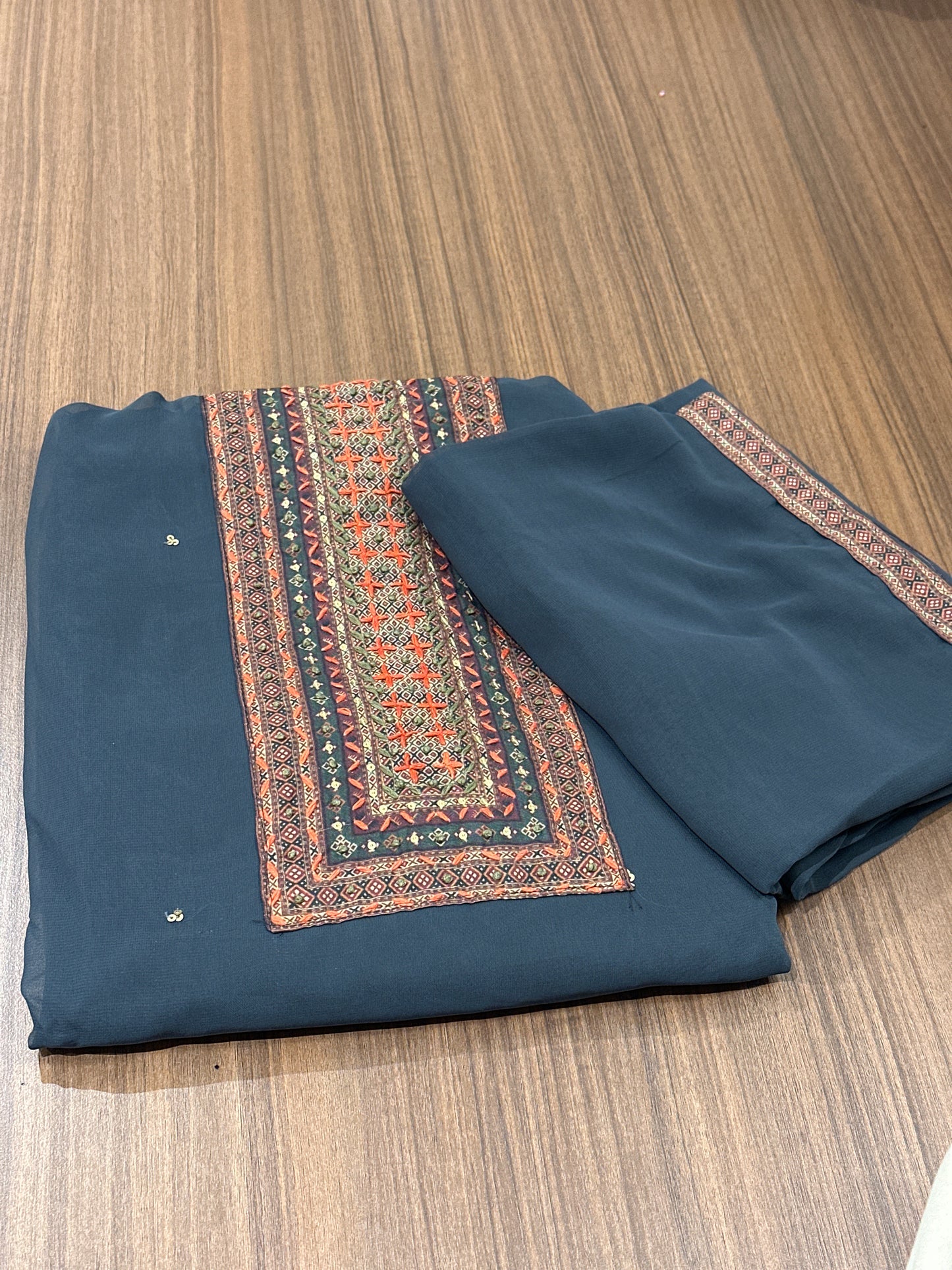 OFFER SALES UNSTITCHED SALWAR SUITS -  IHA 33853