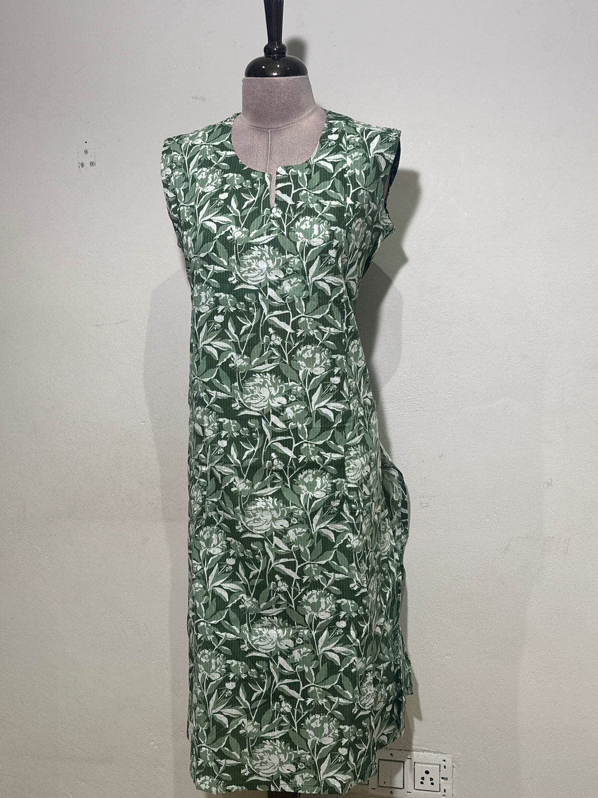 OFFER SALES TOP AND  BOTTOM  -  IHA 35975