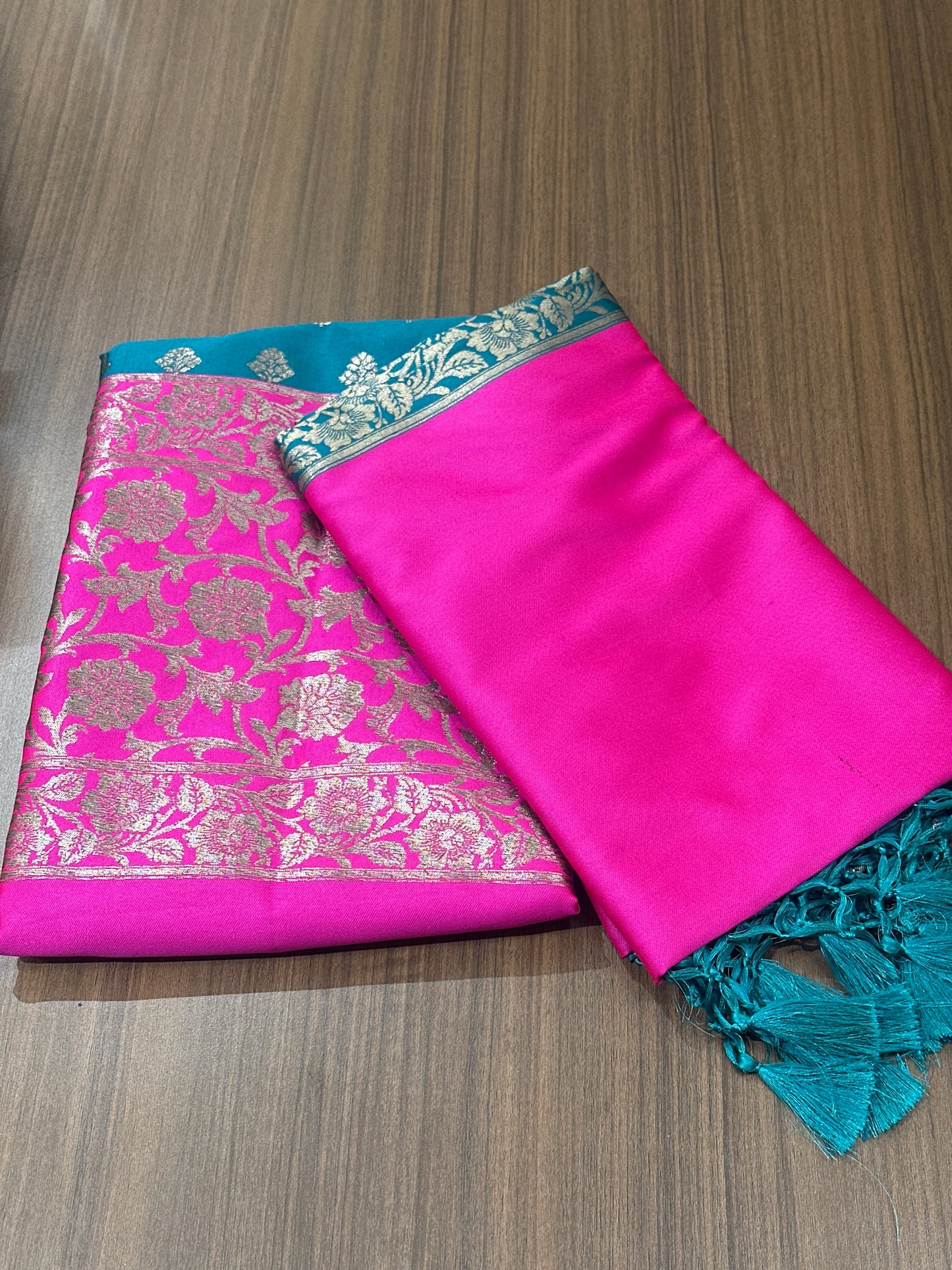 OFFER SALES UNSTITCHED SALWAR SUITS -  IHA 33752