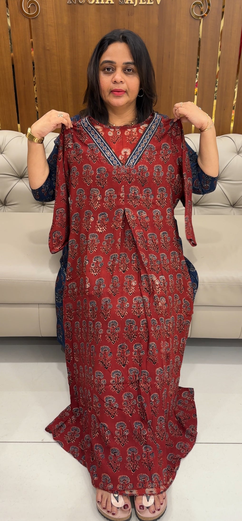 IHA'S IN-HOUSE PRINTED ALINE TOPS - IHA 28634