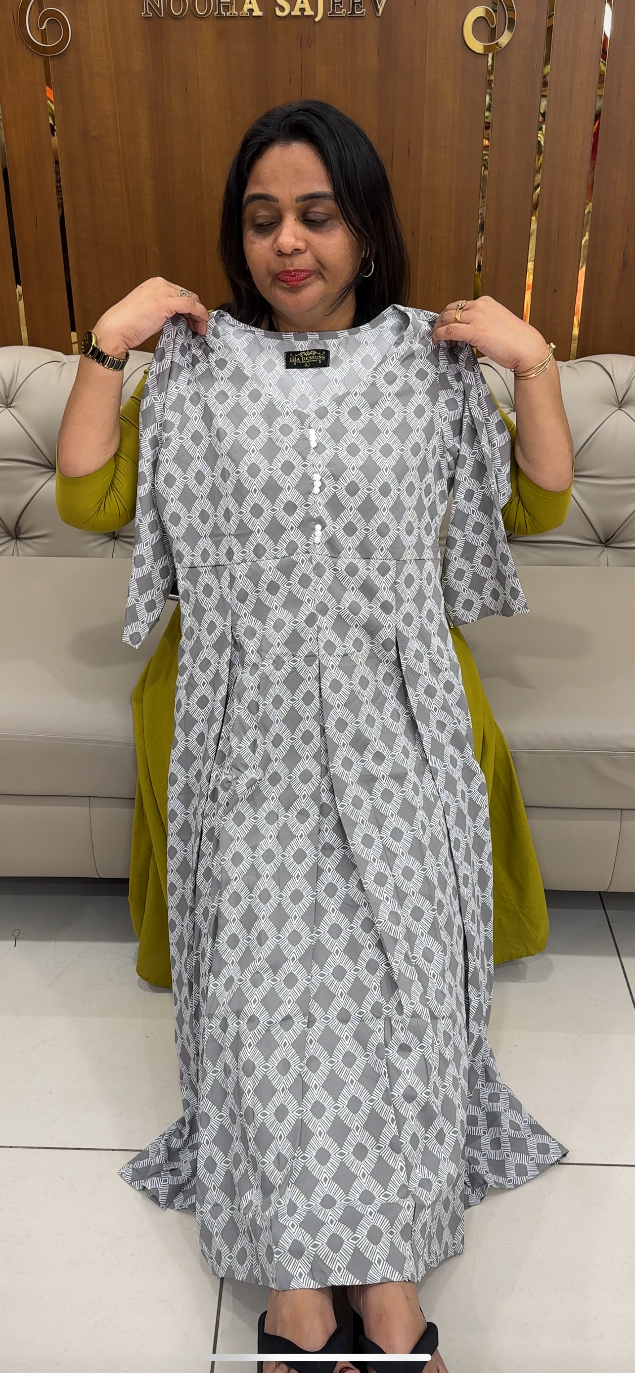 READY TO WEAR COLLECTIONS - IHA 29177