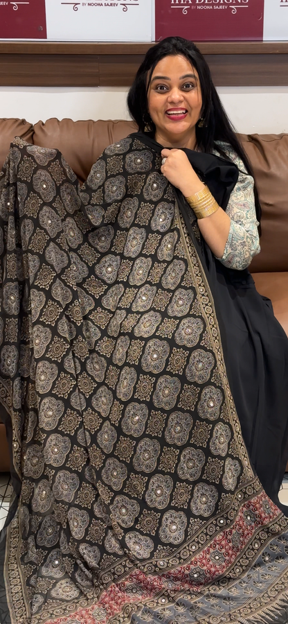 OFFER SALES UNSTITCHED SALWAR SUITS - IHA 34980