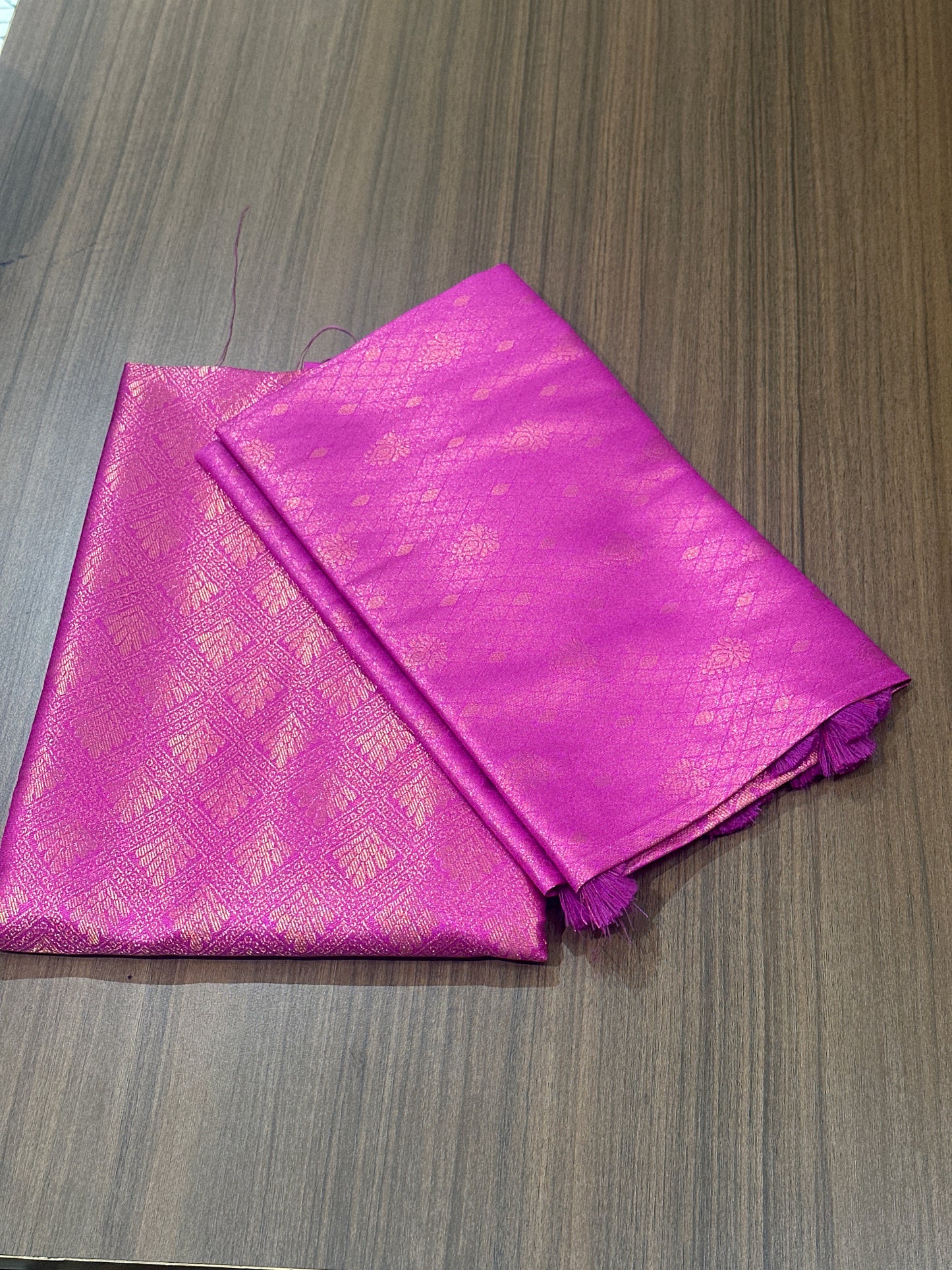 OFFER SALES UNSTITCHED SALWAR SUITS -  IHA 33753