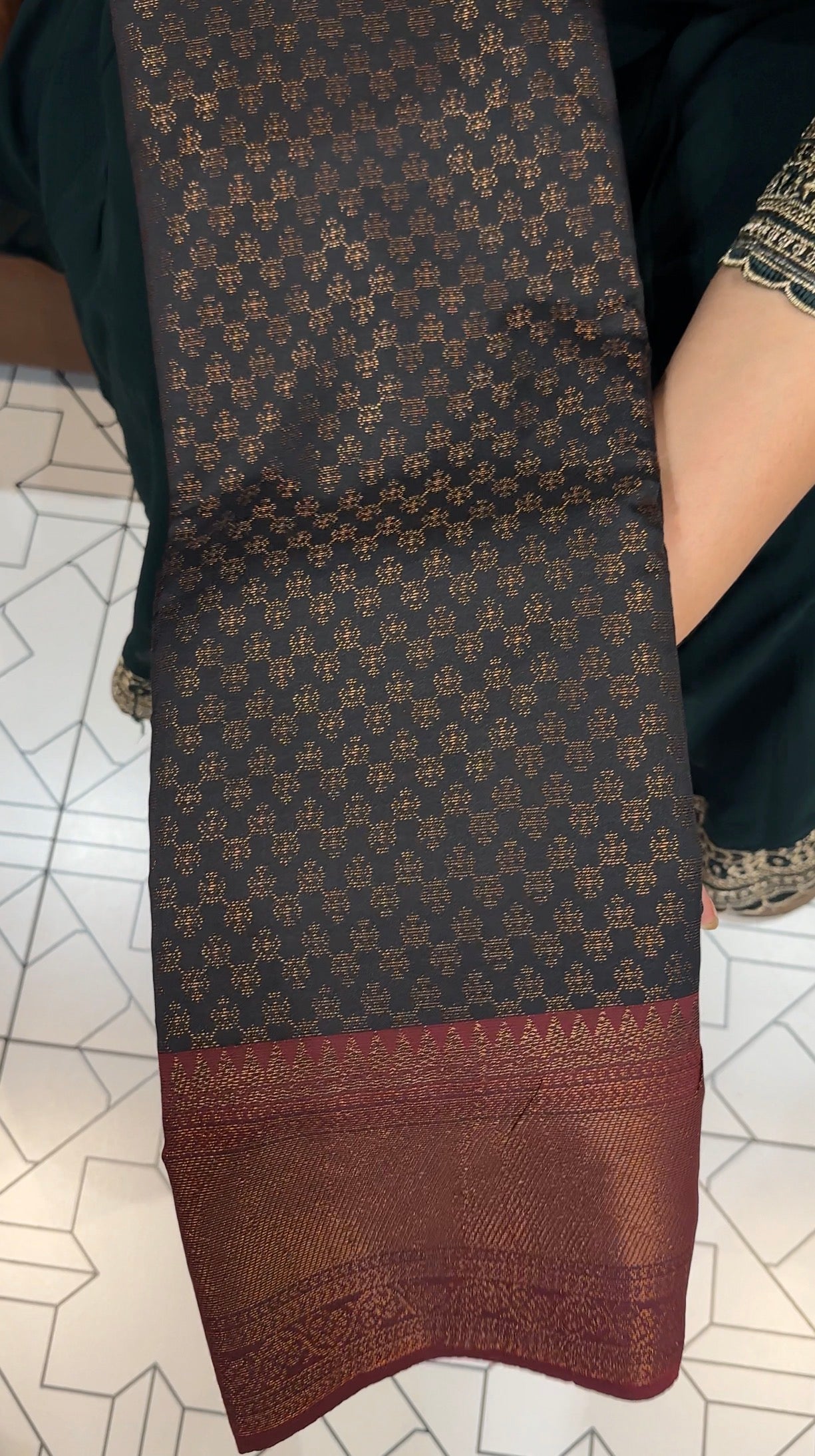 SEMI BROCADE SAREES - IHA 27327