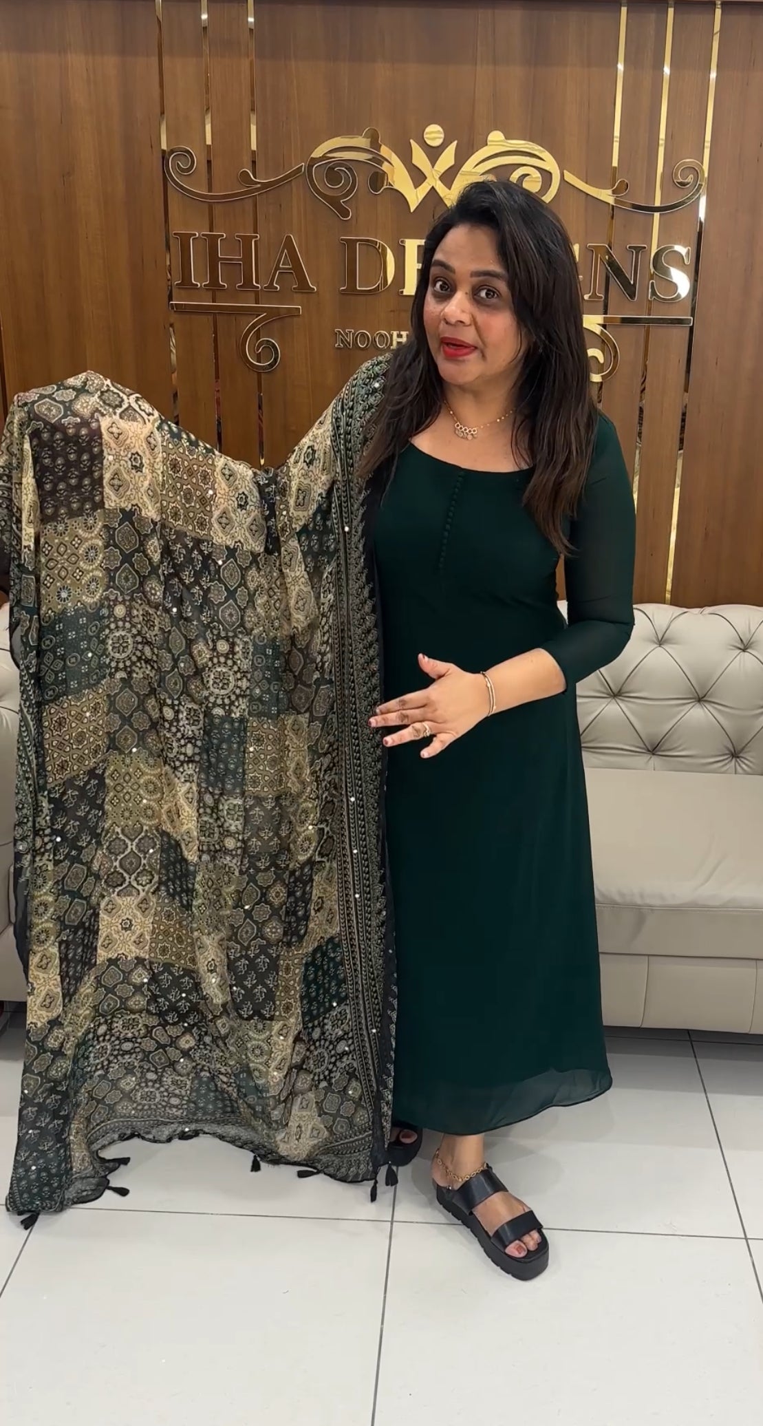 IHA'S IN-HOUSE GEORGETTE ALINE TOP AND DUPATTA - IHA 25272