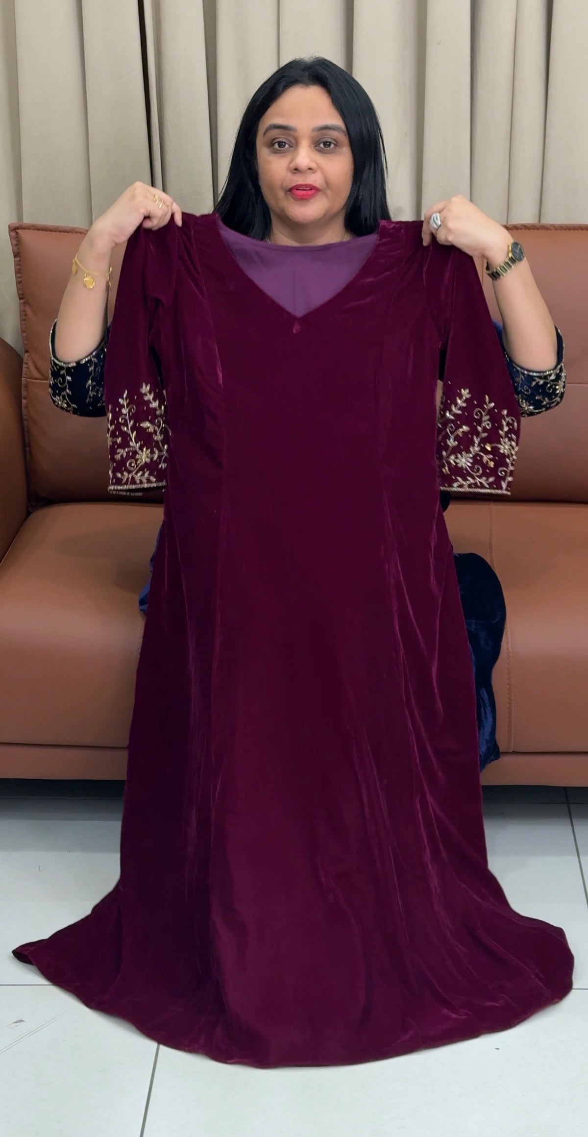 IHA'S IN-HOUSE VELVET SLITTED TOPS - IHA 35716
