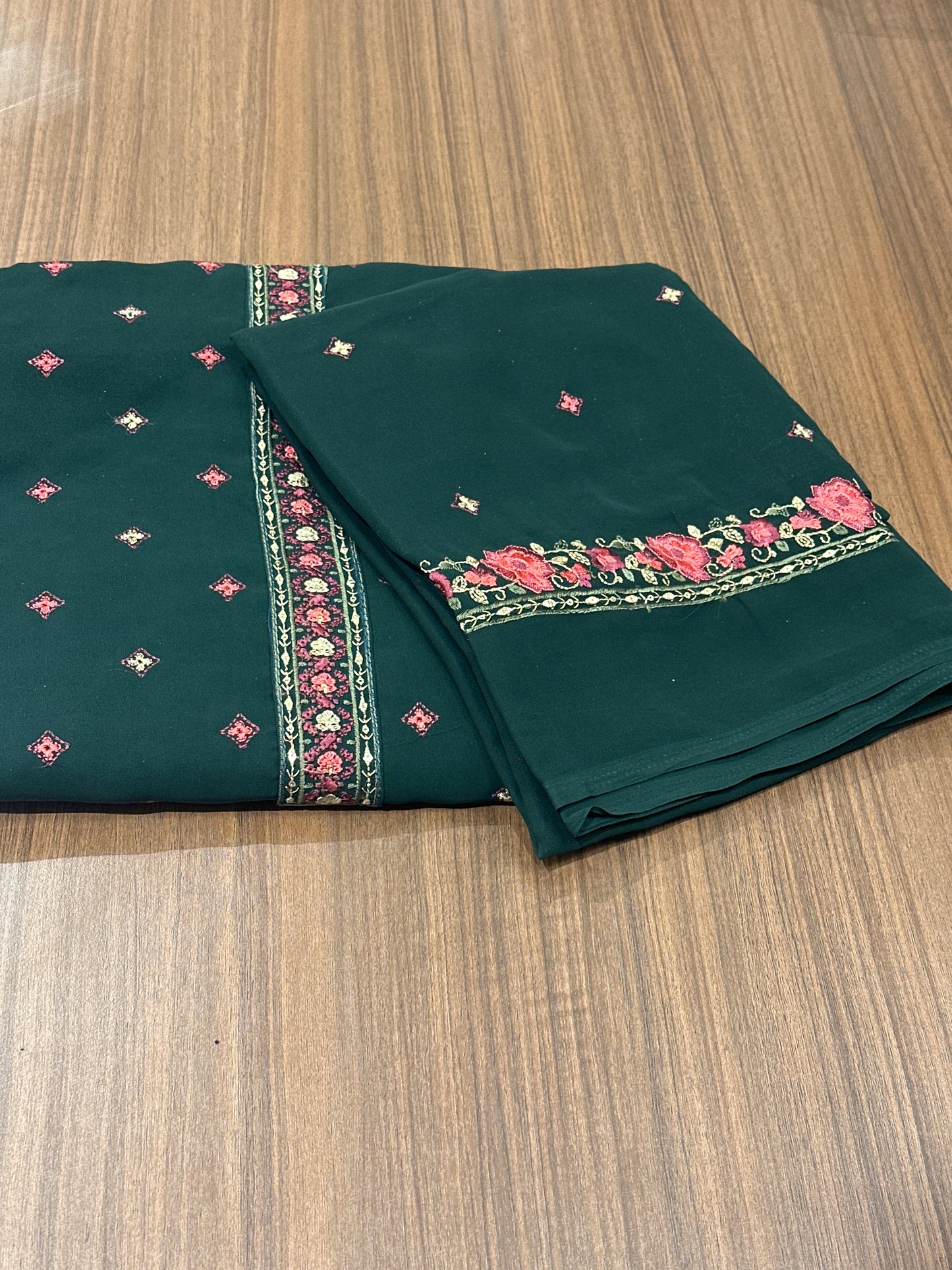 OFFER SALES UNSTITCHED SALWAR SUITS -  IHA 33834