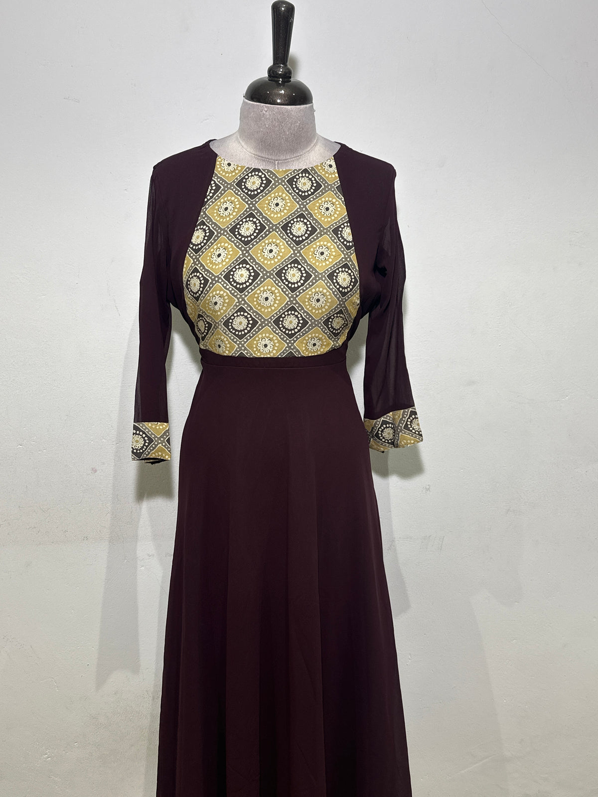 OFFER SALES TOP'S -  IHA 35712