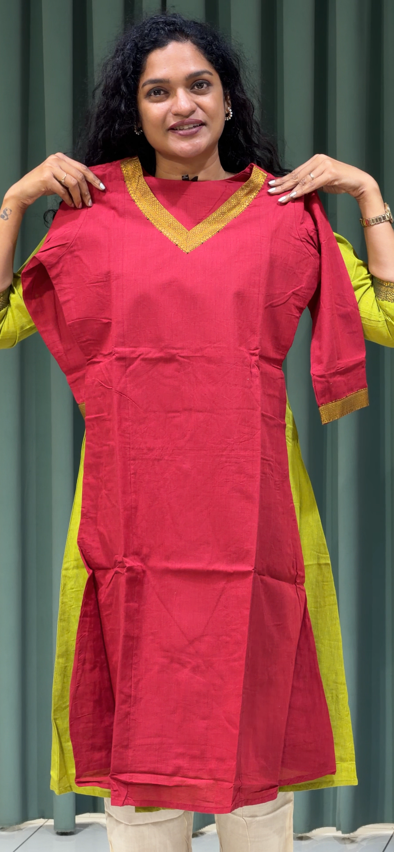 COTTON ALINE TOPS - IHA 33009
