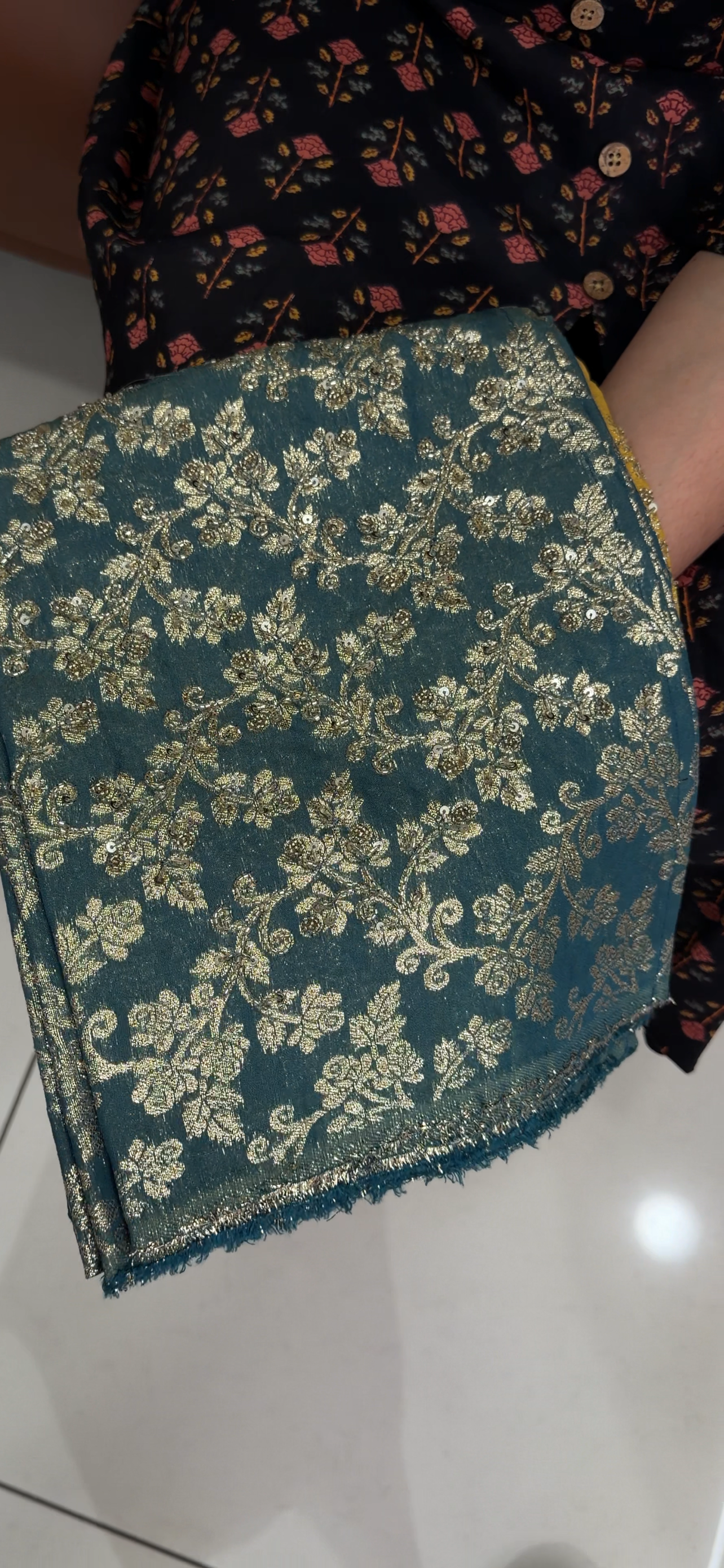HANDWORKED BLOUSE MATERIAL - IHA 34574