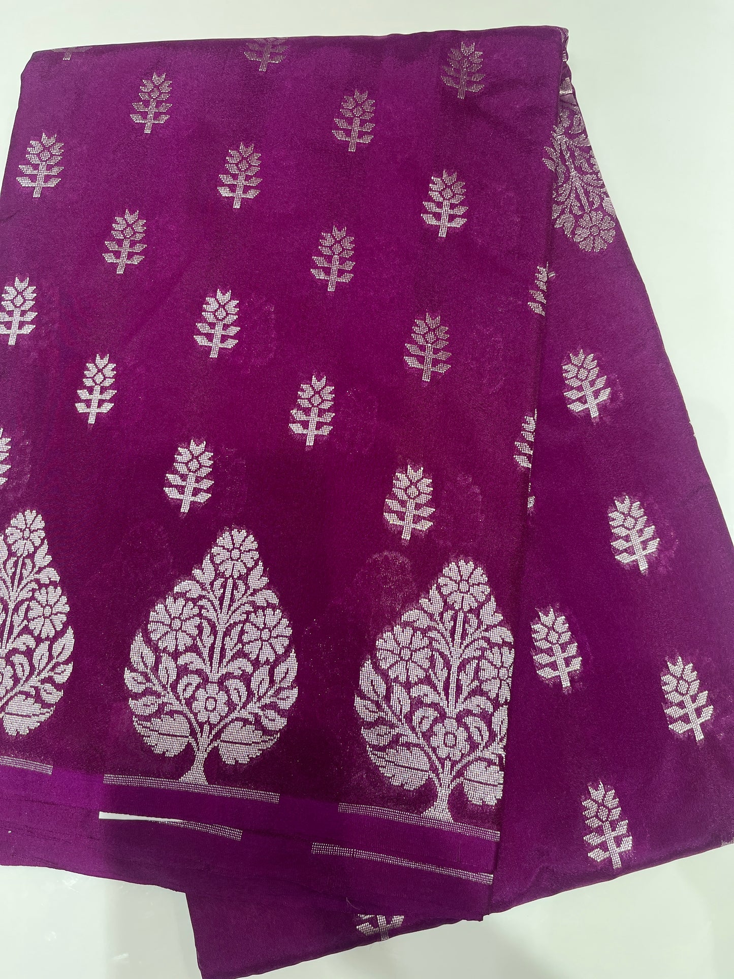 OFFER SALES SAREES -  IHA 34228