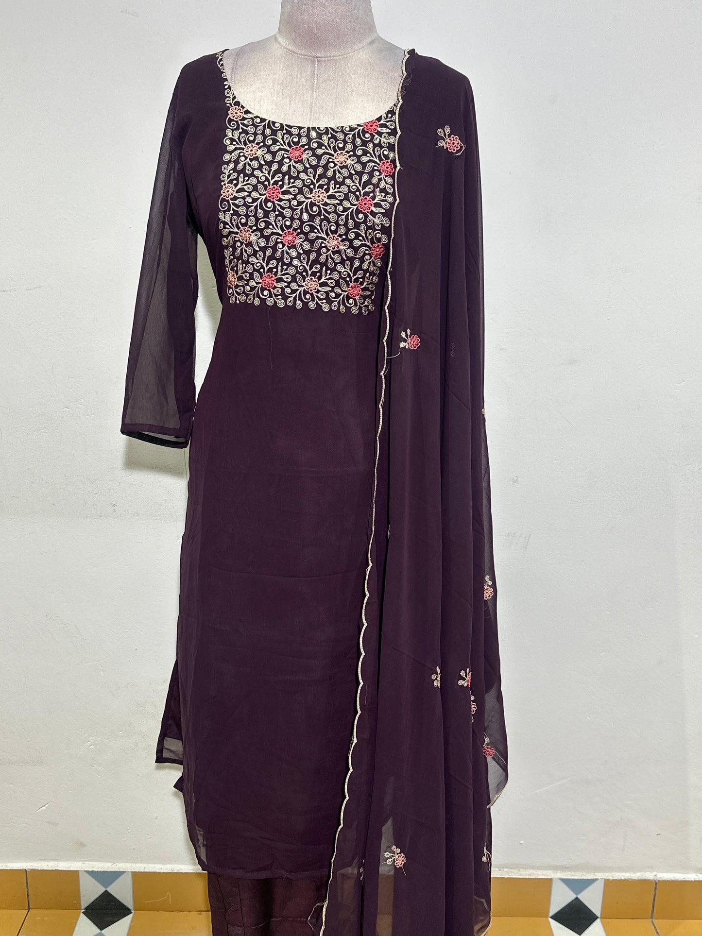 OFFER SALES TOP AND BOTTOM  -  IHA 34262