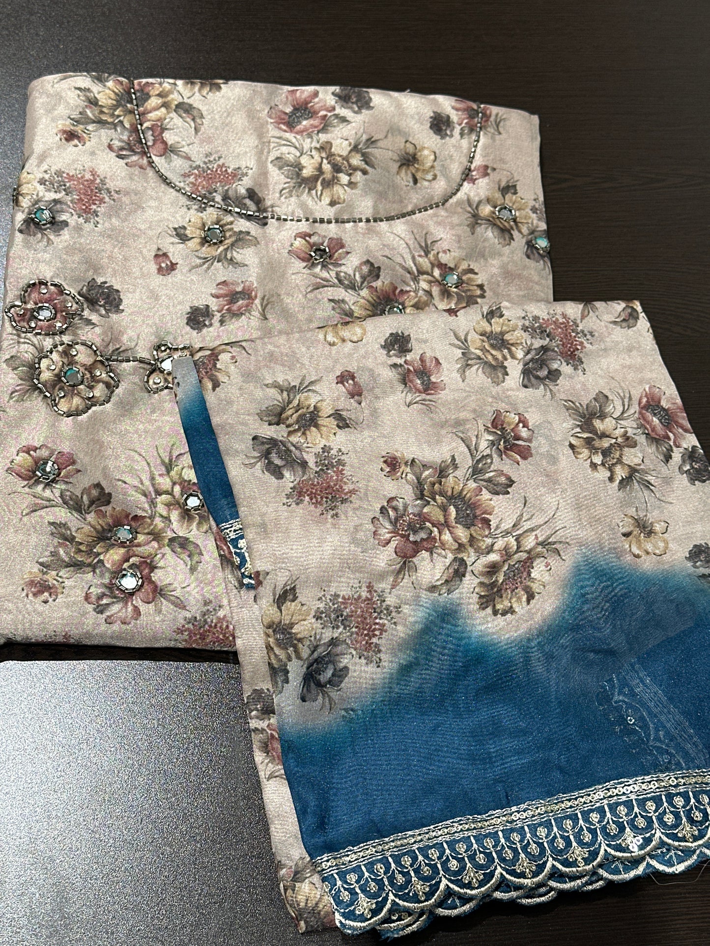 OFFER SALES UNSTITCHED SALWAR SUITS -  IHA 34085