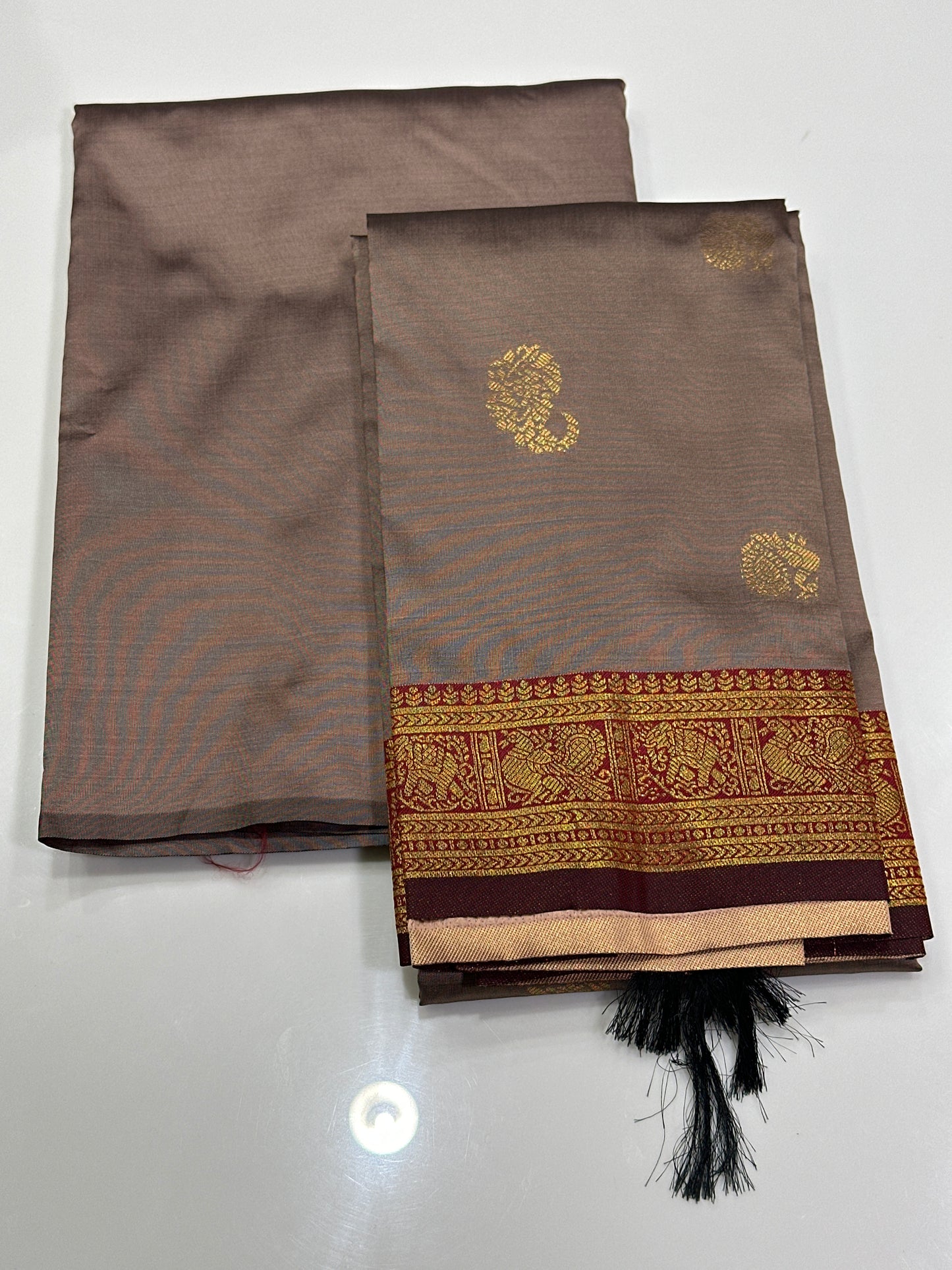 OFFER SALES UNSTITCHED SALWAR SUITS -  IHA 33479