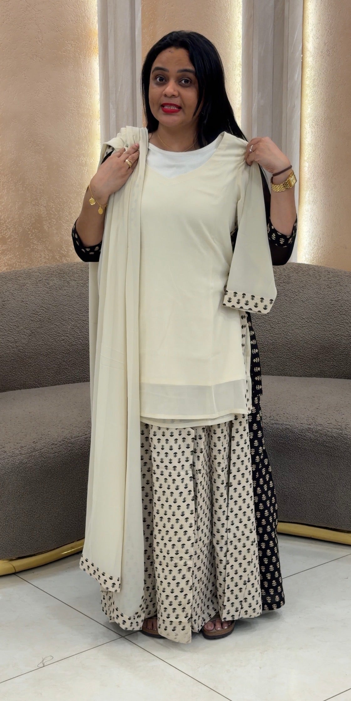 IHA'S IN-HOUSE SHORT TOP BOTTOM AND DUPATTA - IHA 35924