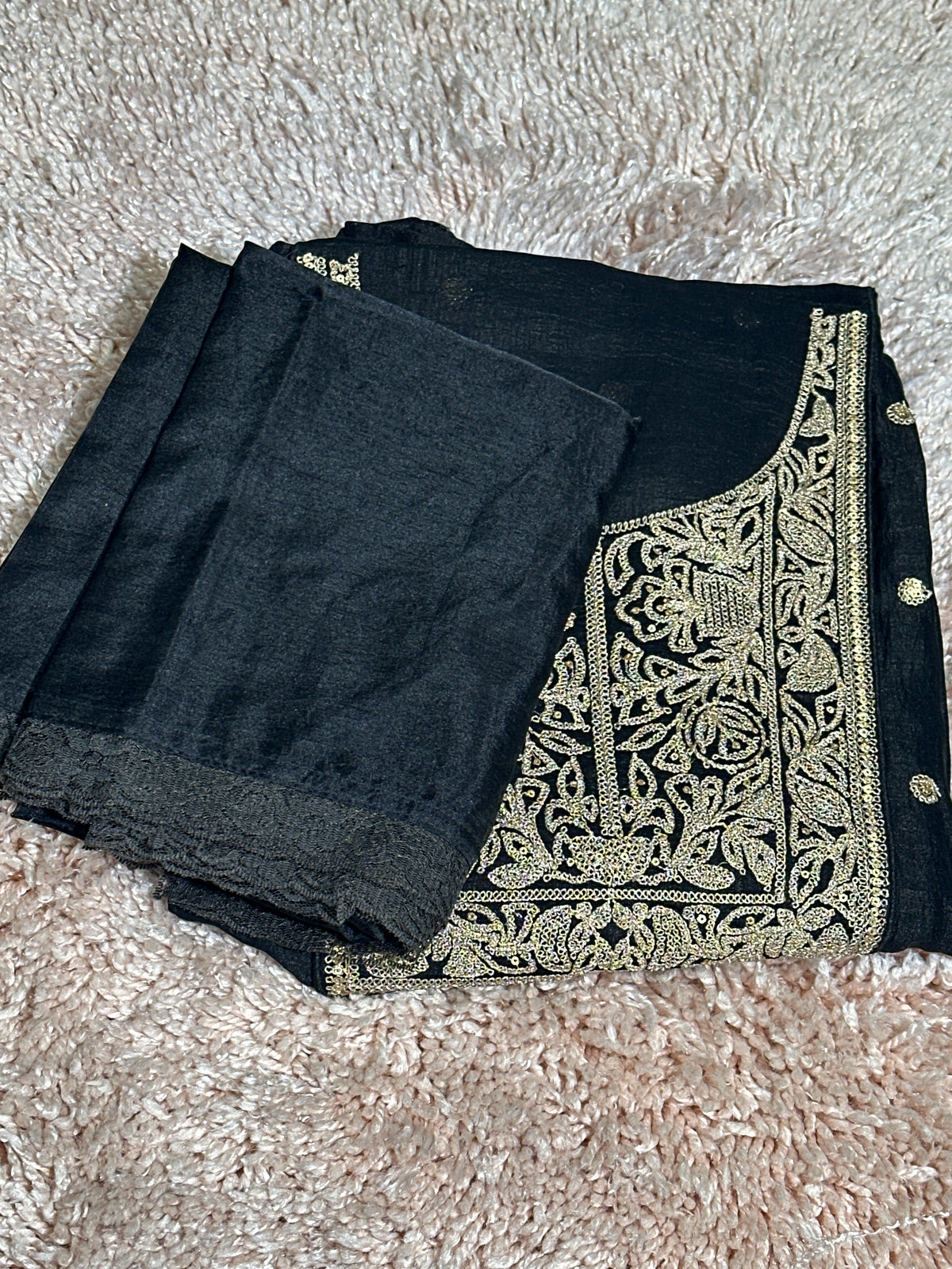 OFFER SALES UNSTITCHED SALWAR SUITS -  IHA 36053