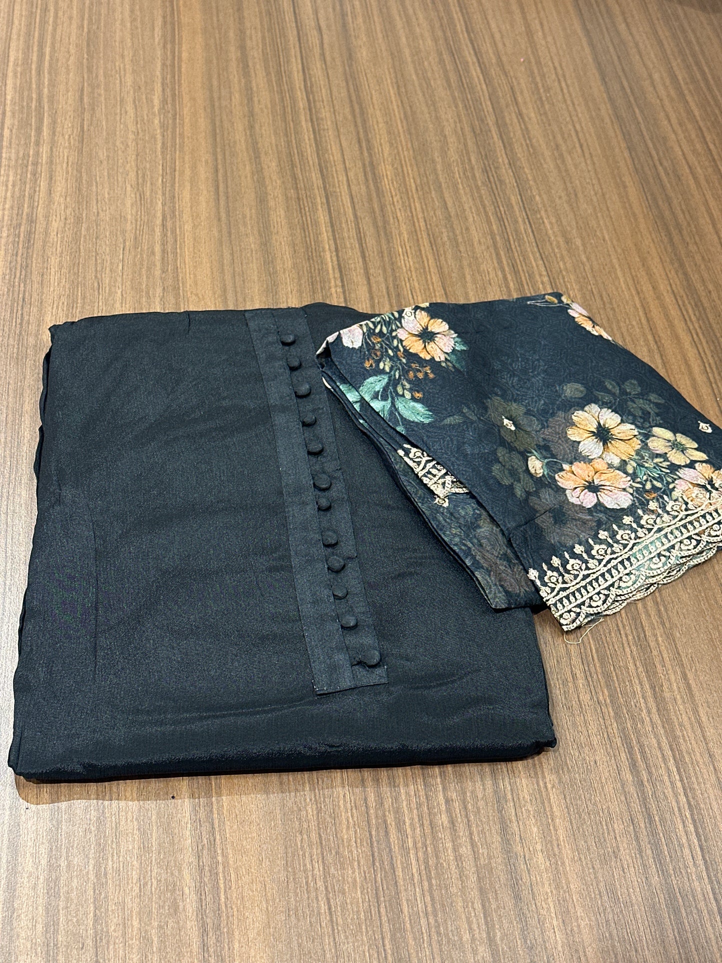 OFFER SALES UNSTITCHED SALWAR SUITS -  IHA 33853