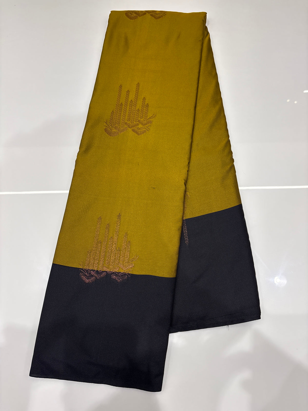 OFFER SALES SAREE -  IHA 35438