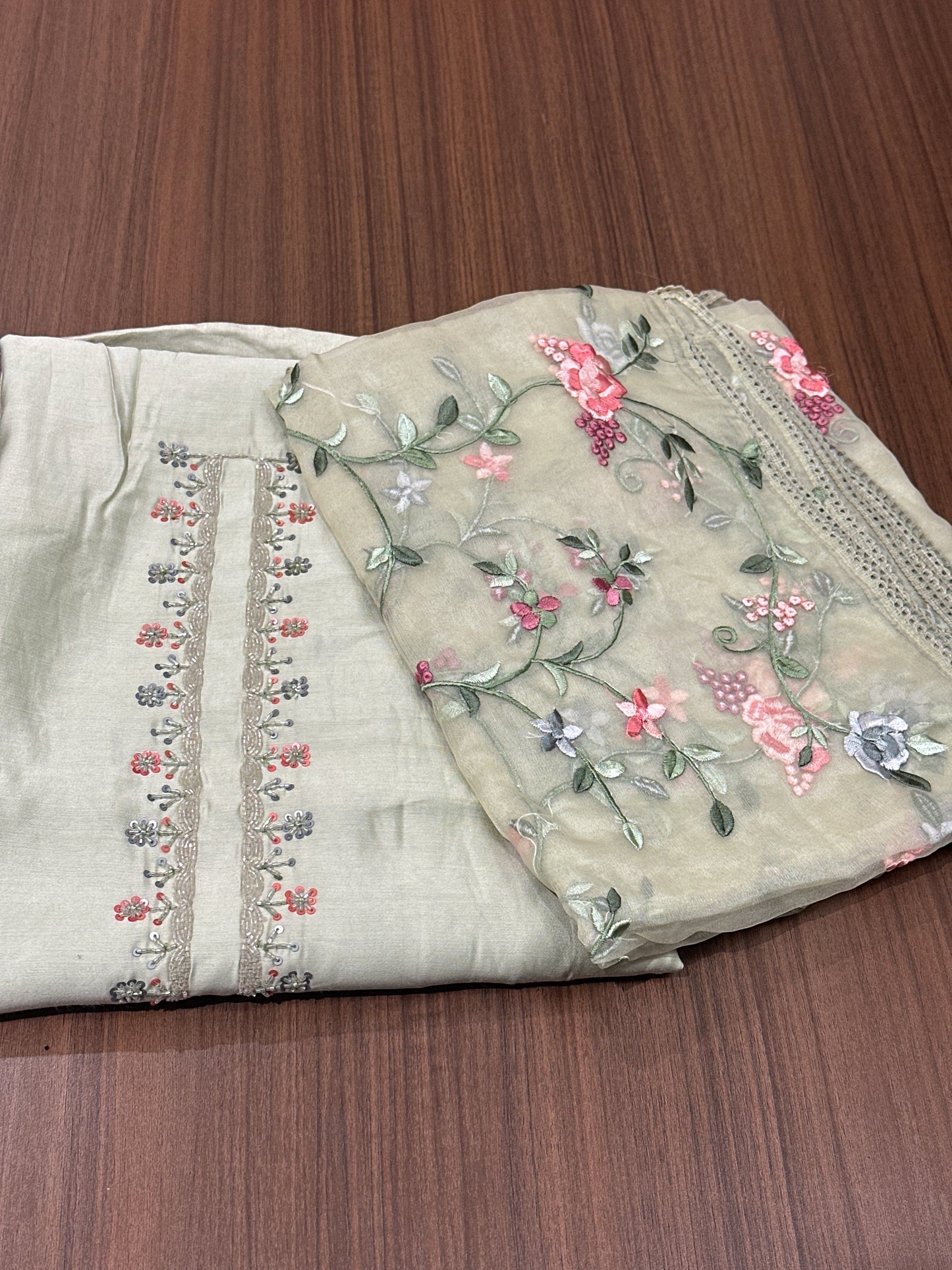 OFFER SALES UNSTITCHED SALWAR SUITS -  IHA 33916