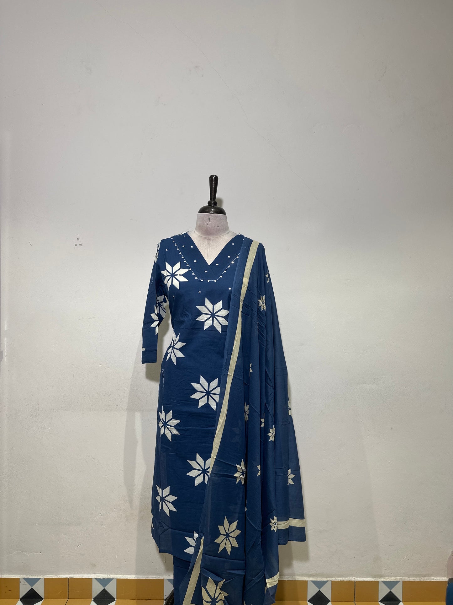 OFFER SALES TOP AND  BOTTOM  -  IHA 34324